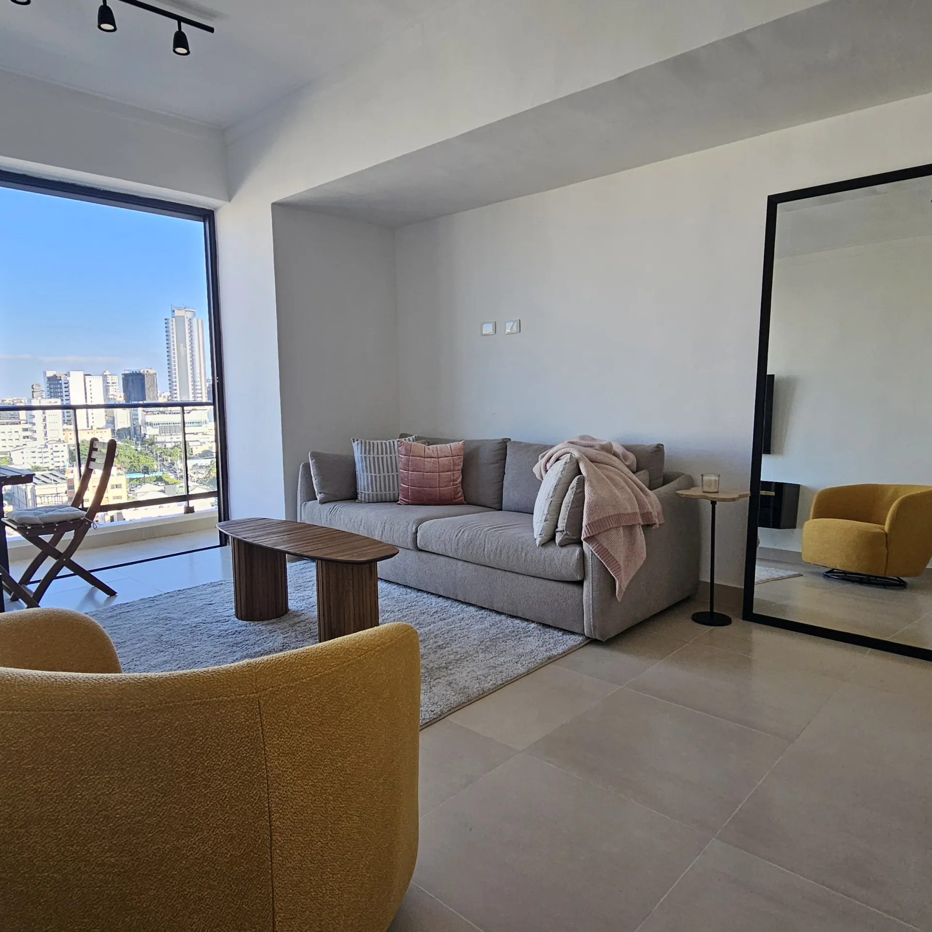Apartamento de 2 habitaciones en Piantini 442060
