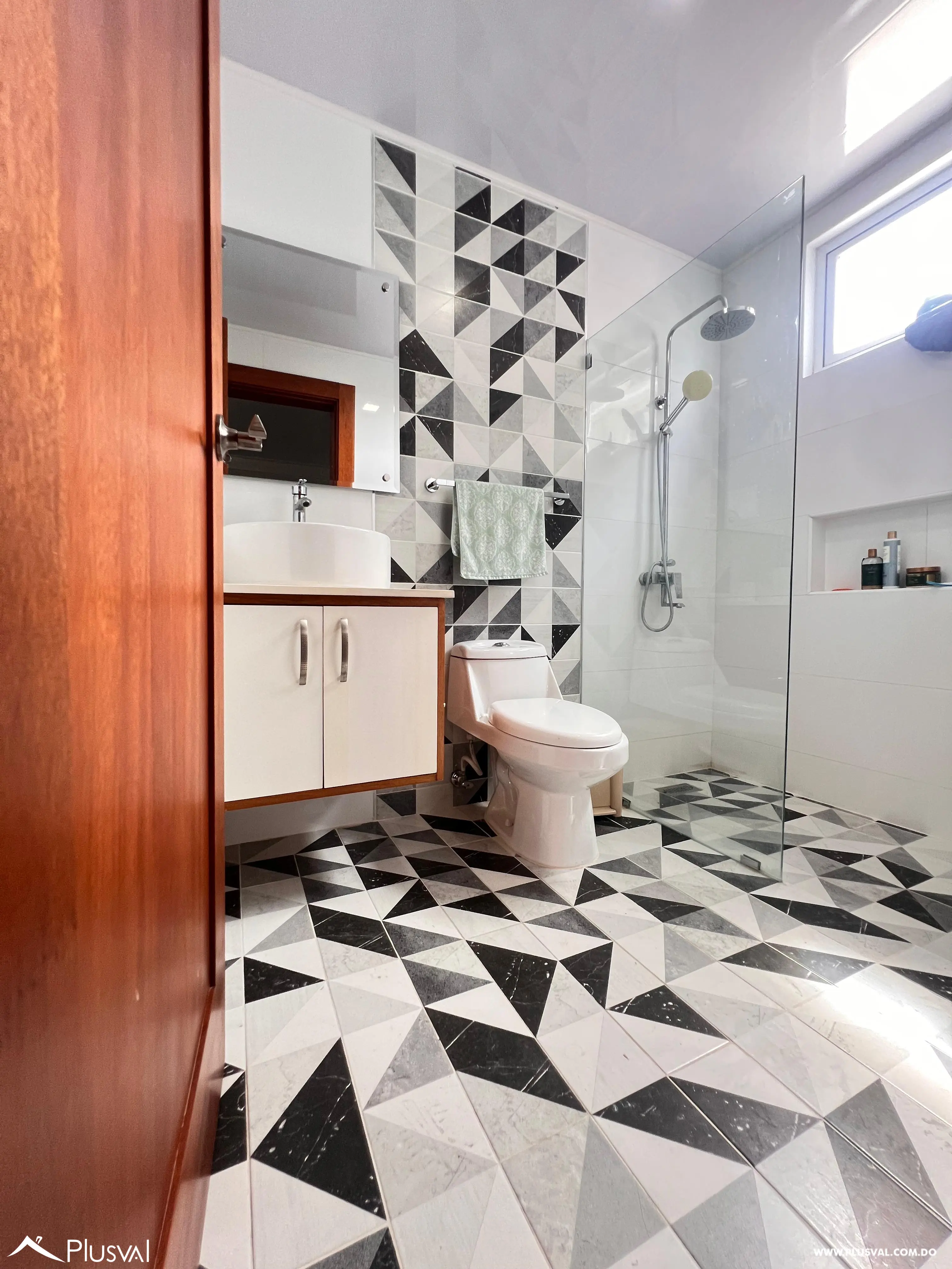 Apartamento tipo Pent-house en venta en la Urbanización Thomen con vistas impresionantes 522767