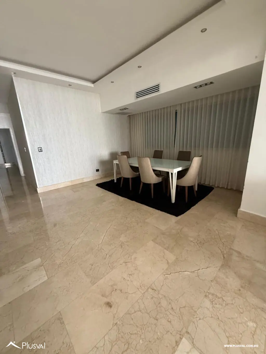 Venta de apartamento amueblado en los Cacicazgos 453970