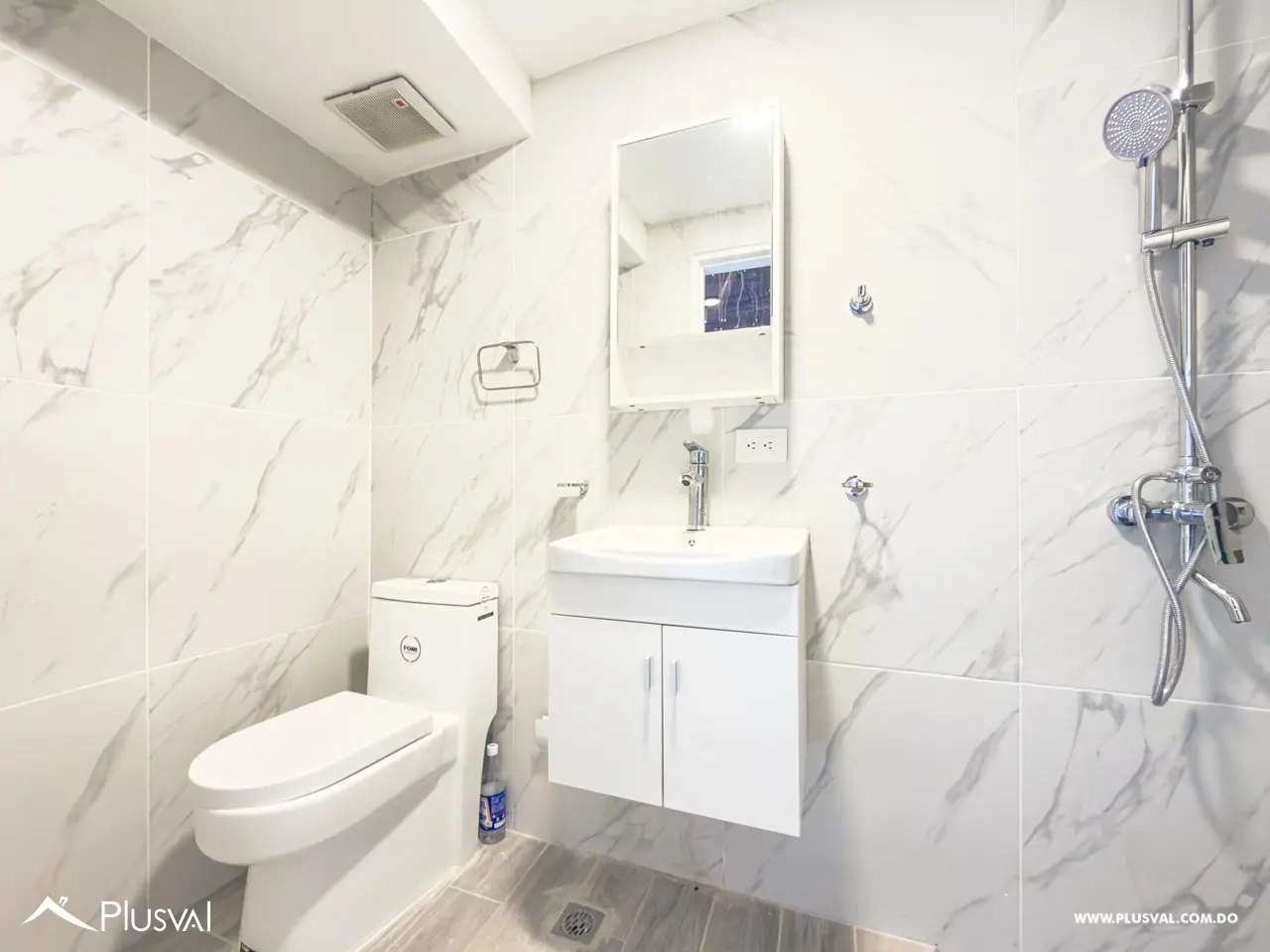 Apartamento en Alquiler con Terraza Privada Techada en Naco 510292