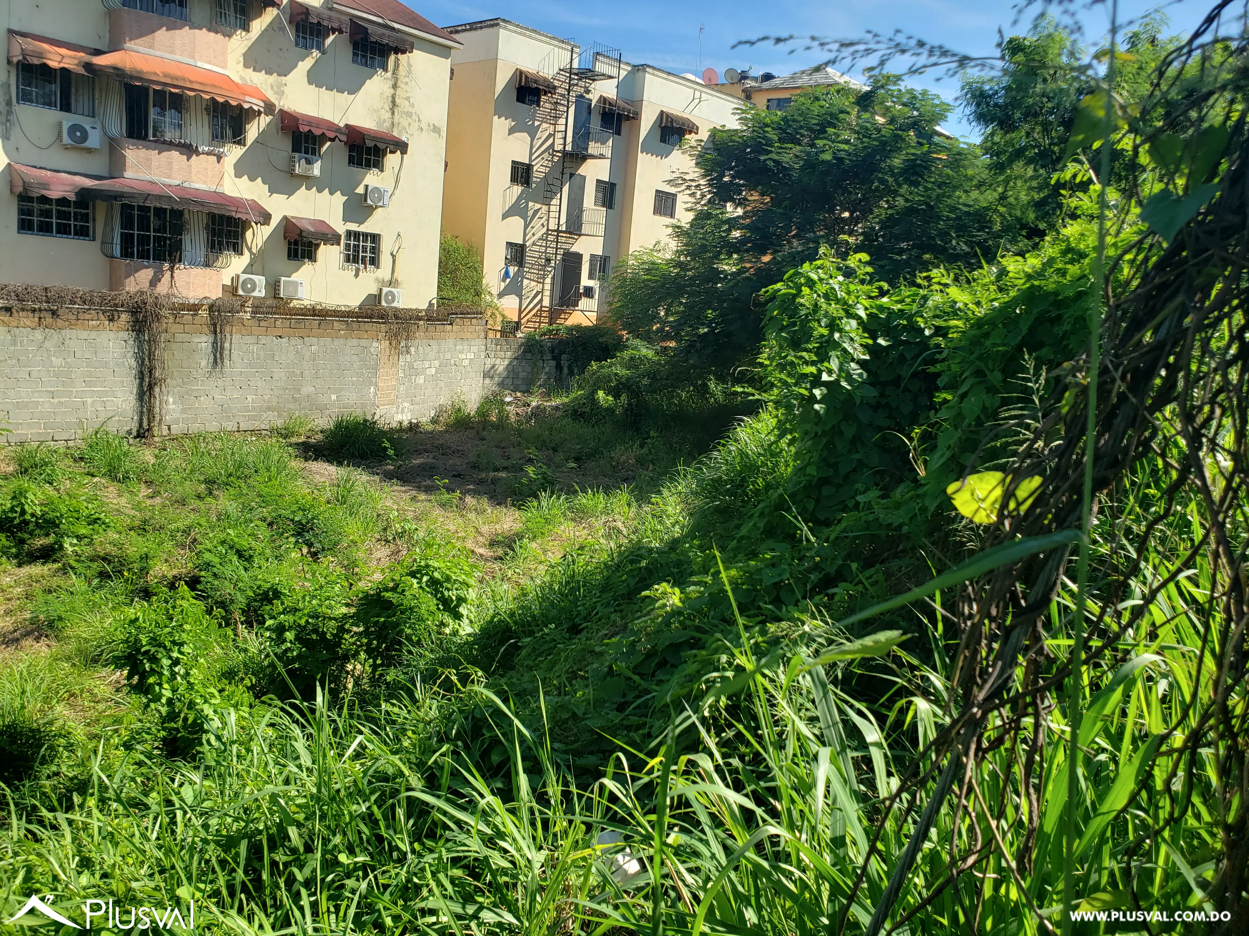 Venta de Solar en Santo Domingo Este. 475949