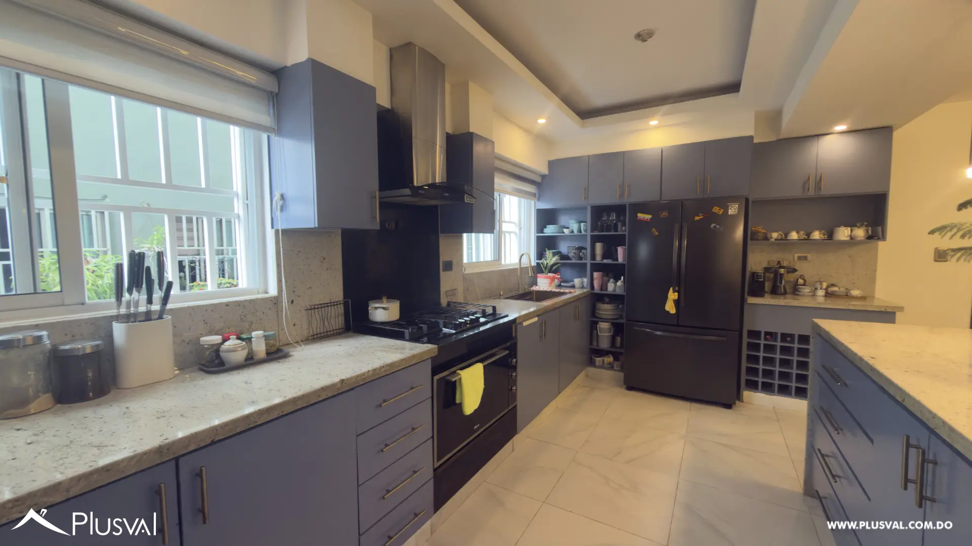 Apartamento con terraza en venta en Renacimiento 516681