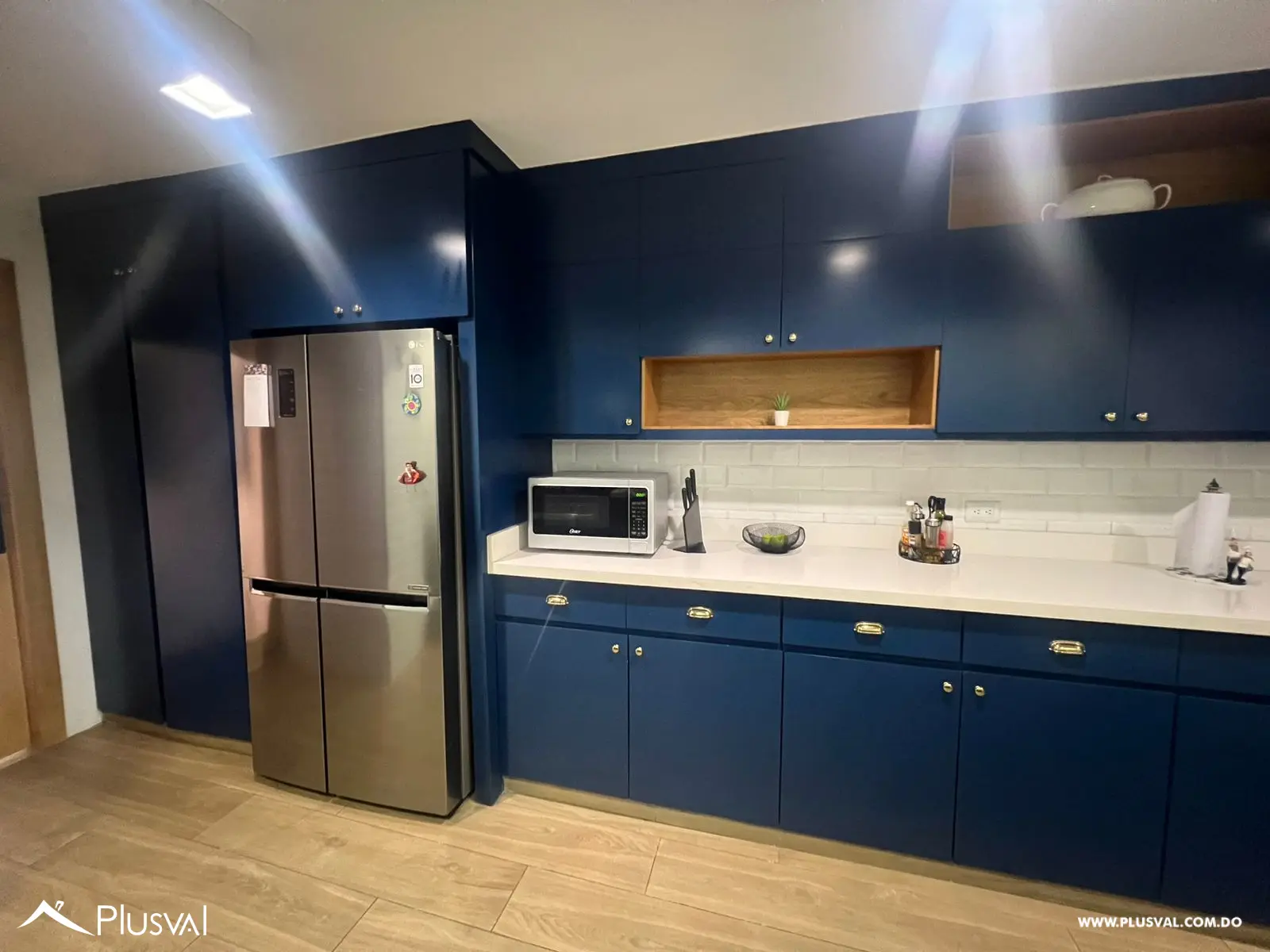 Se alquila apartamento amplio de 3 habitaciones amueblado 502354