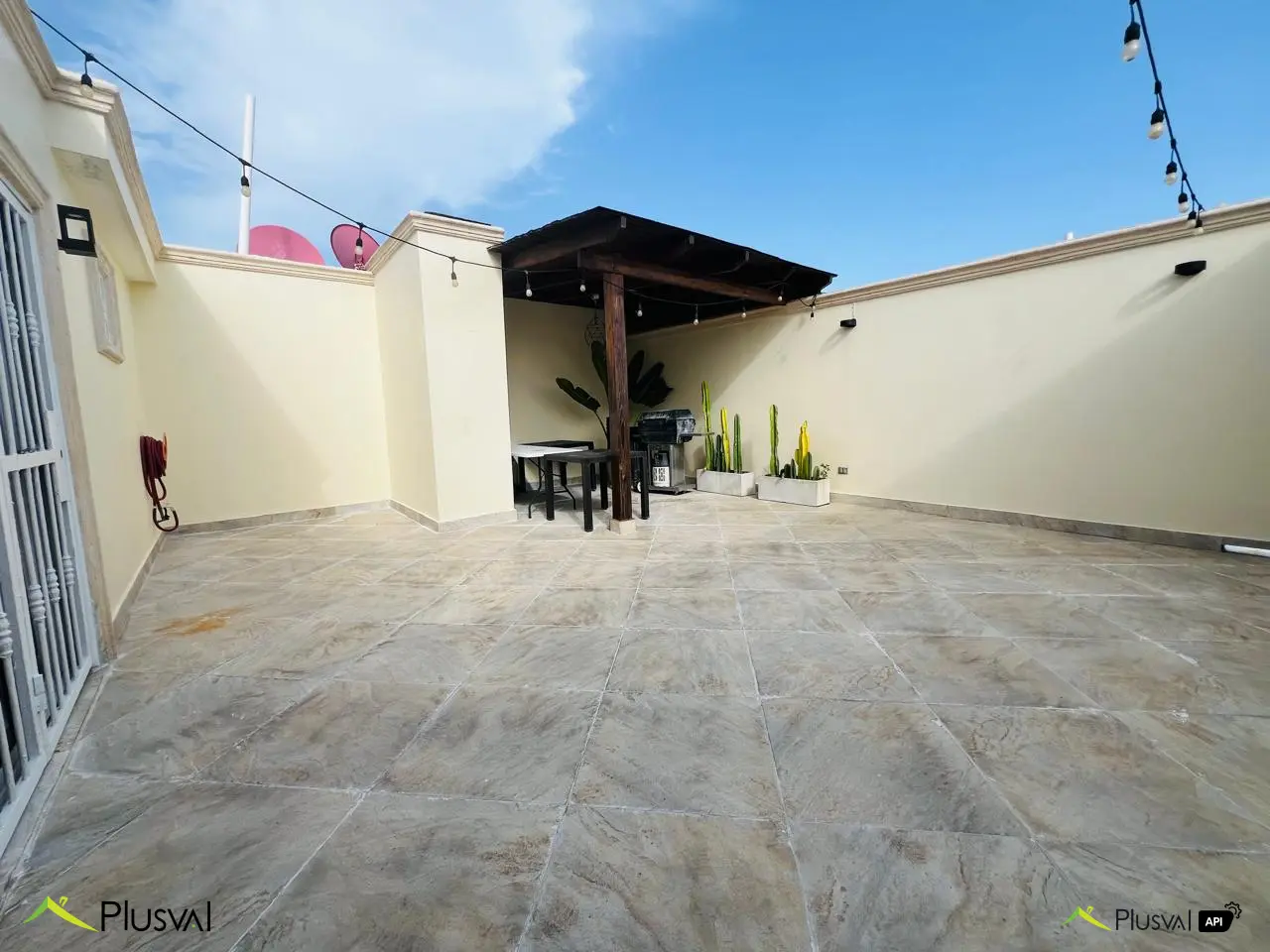 Venta Amplio Penthouse en Los Restauradores 445222