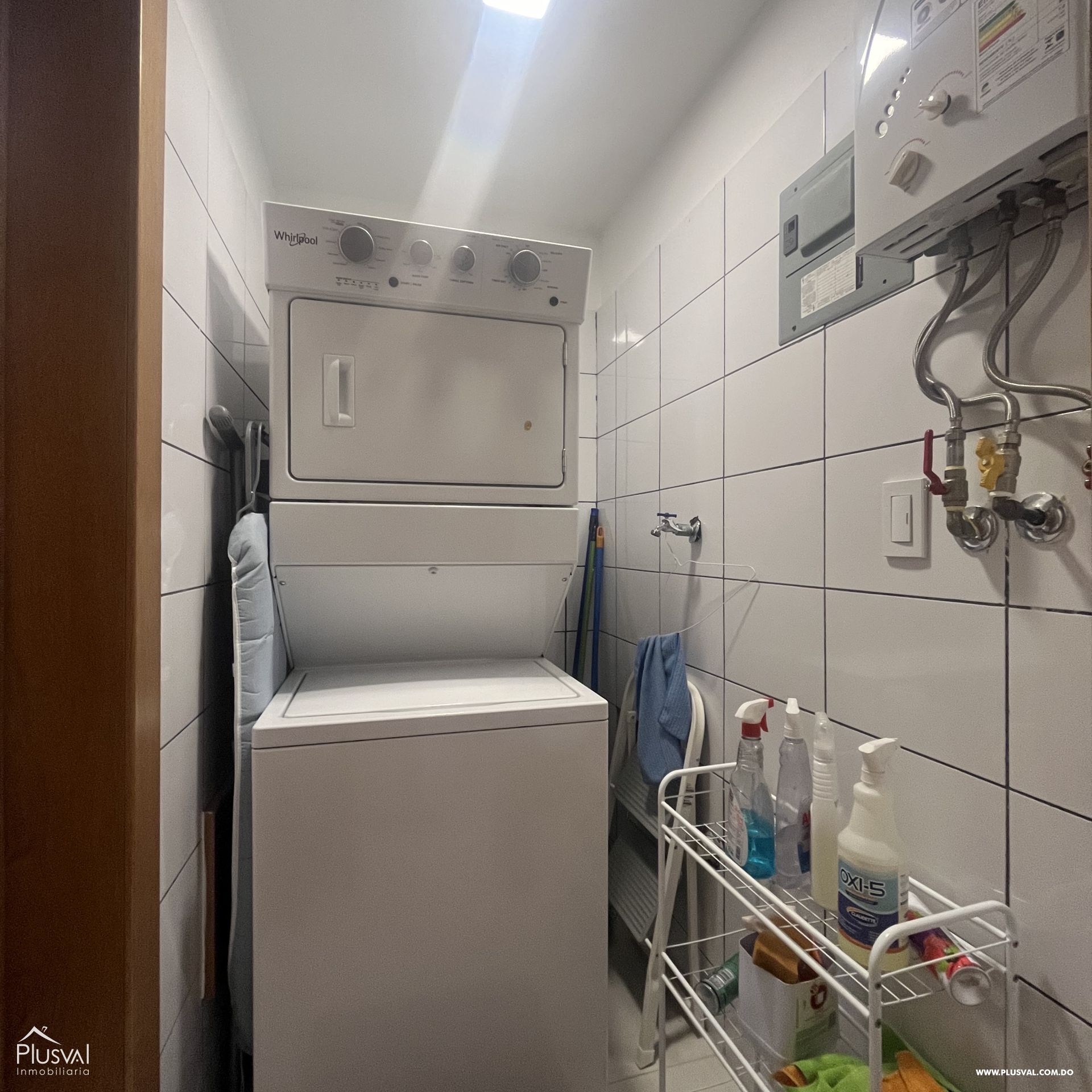 Apartamento amueblado en venta para inversión en Ensanche Paraíso 392420