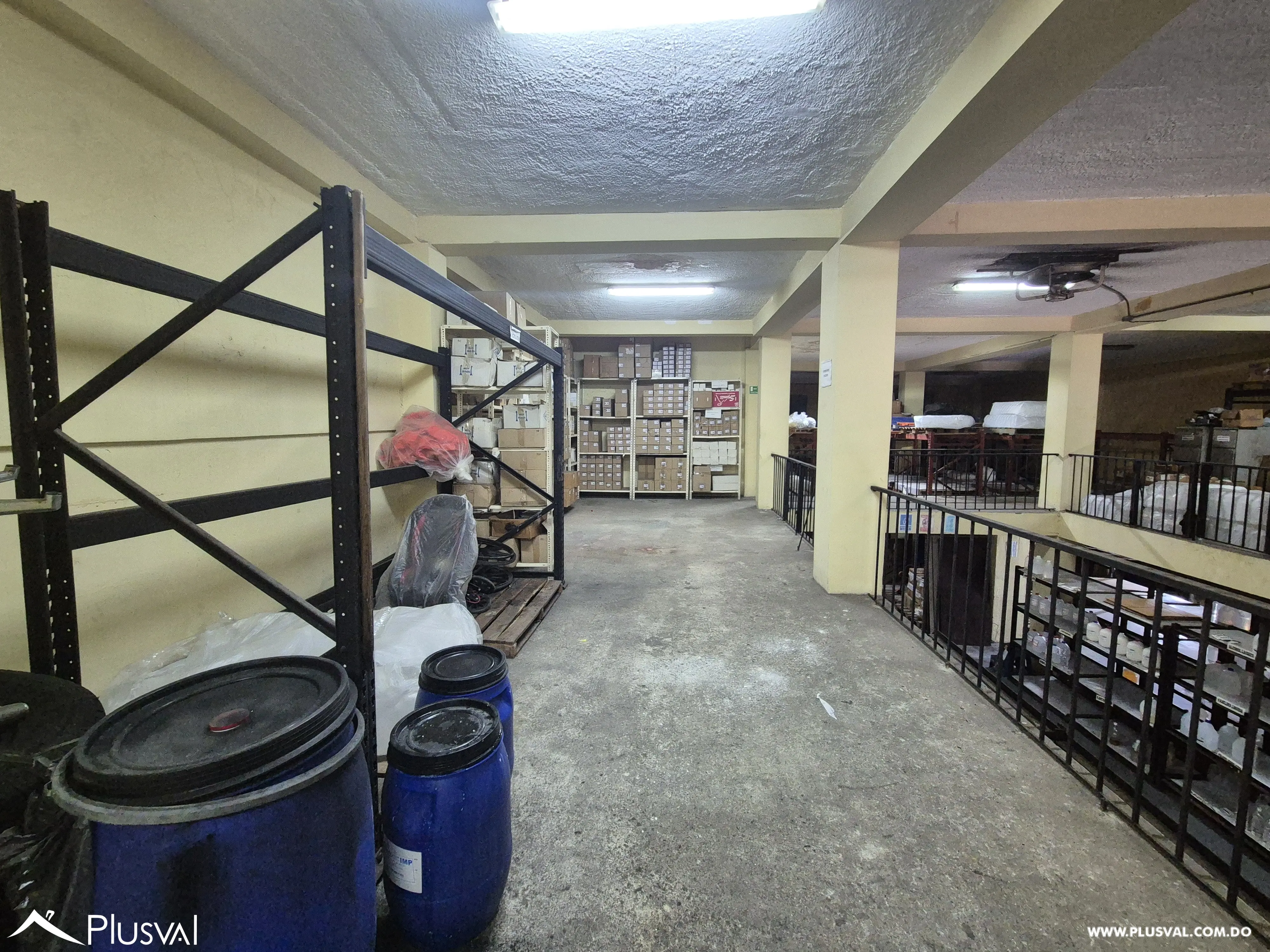 Edificio comercial en venta en Villa Juana 484115