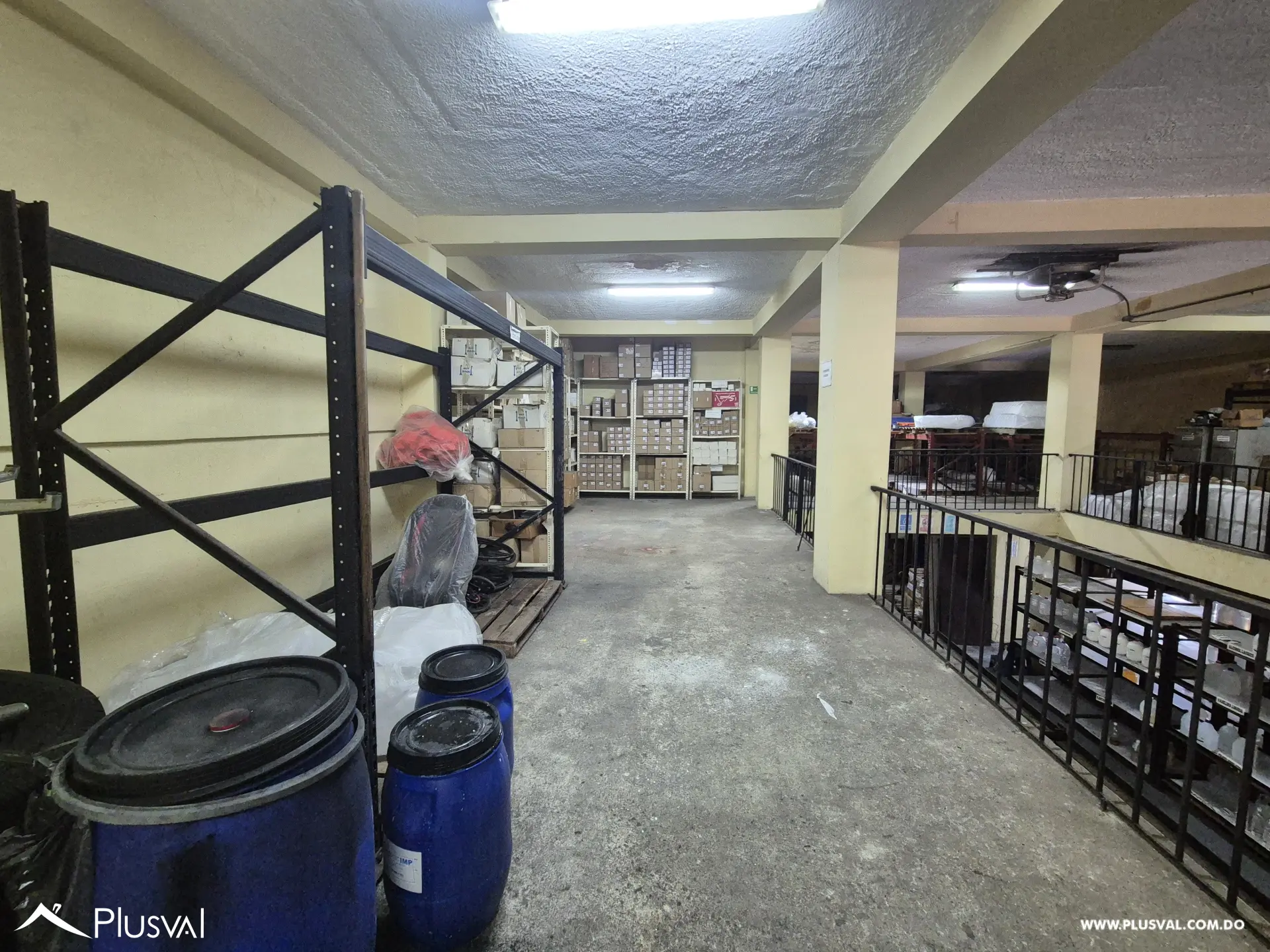 Edificio comercial en venta en Villa Juana 484115