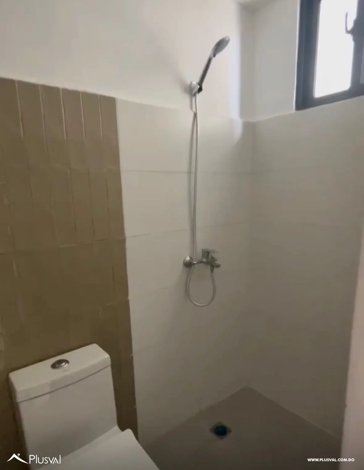 MODERNO PROYECTO EN VENTA EN ZONA EXCLUSIVA DE MIRADOR NORTE 485644