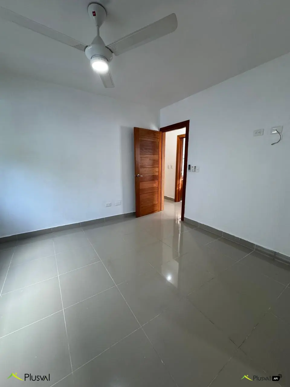Primer piso con Patio y picuzzi. 448401