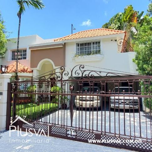 Casa en Venta en El Ducado. 304201