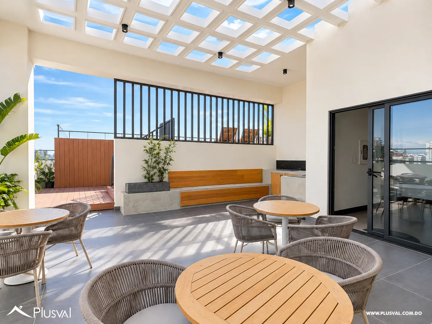 Naco | Piso Alto con Vistas | 2 Hab + 2.5 Baños 529354