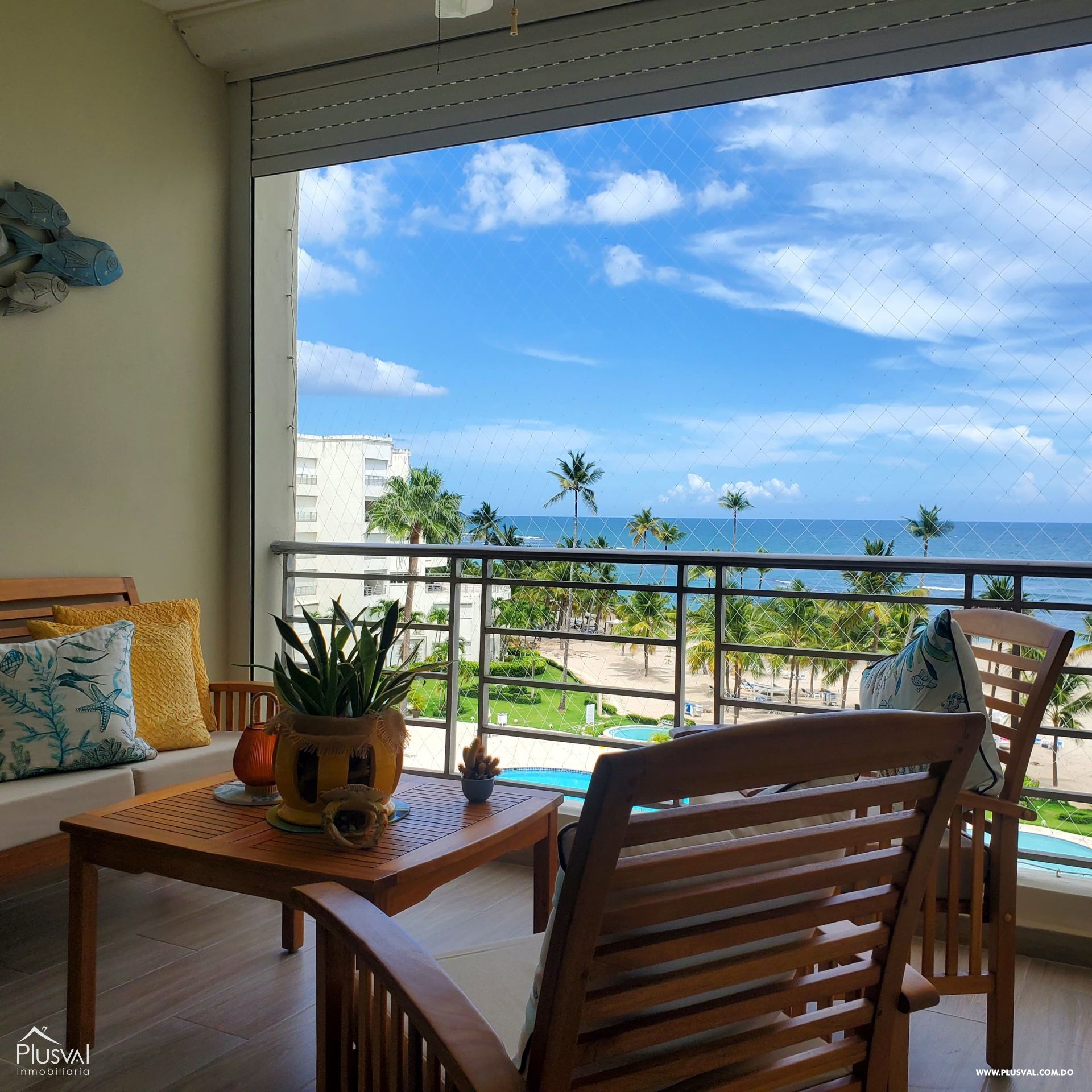 Hermoso apartamento en venta frente al mar Caribe, finamente amueblado. 366911