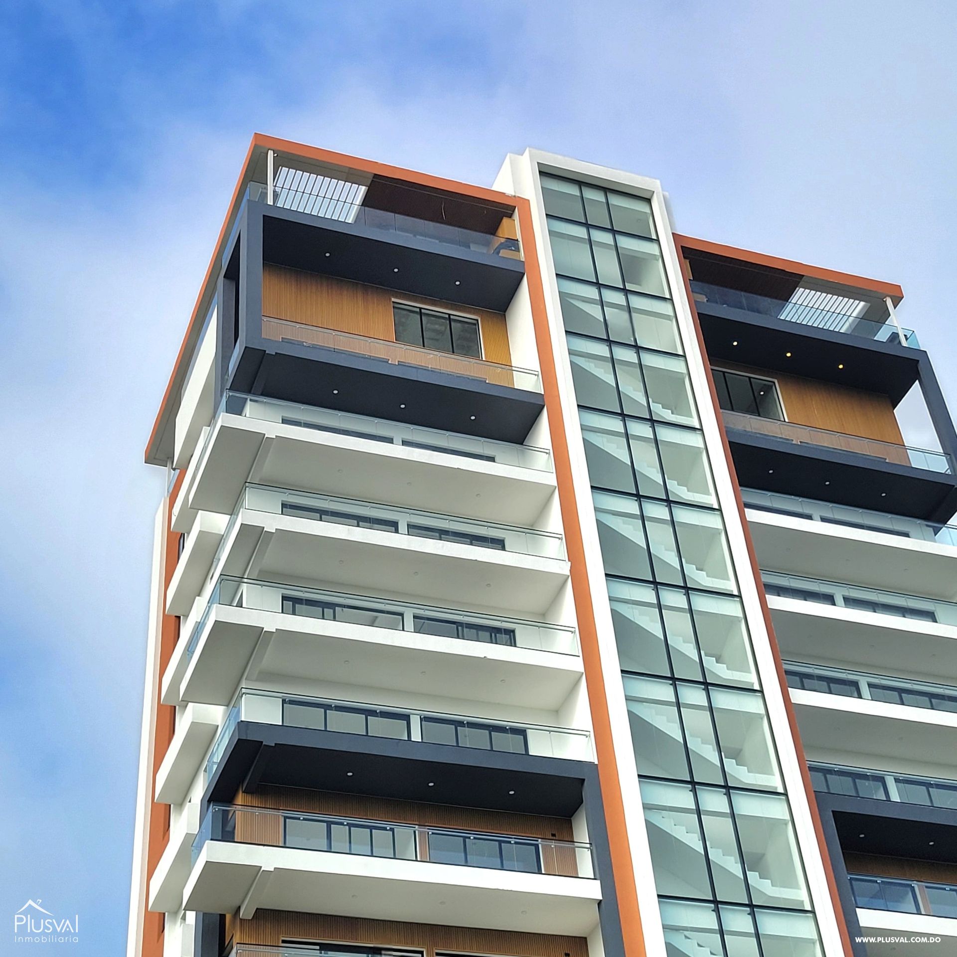 Exclusivo proyecto residencial en venta en la urbanización Thomén 382693