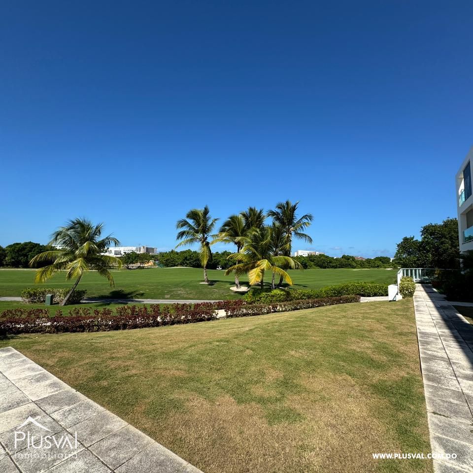 Acogedor apartamento en venta en Cana Rock con vistas al golf 400342