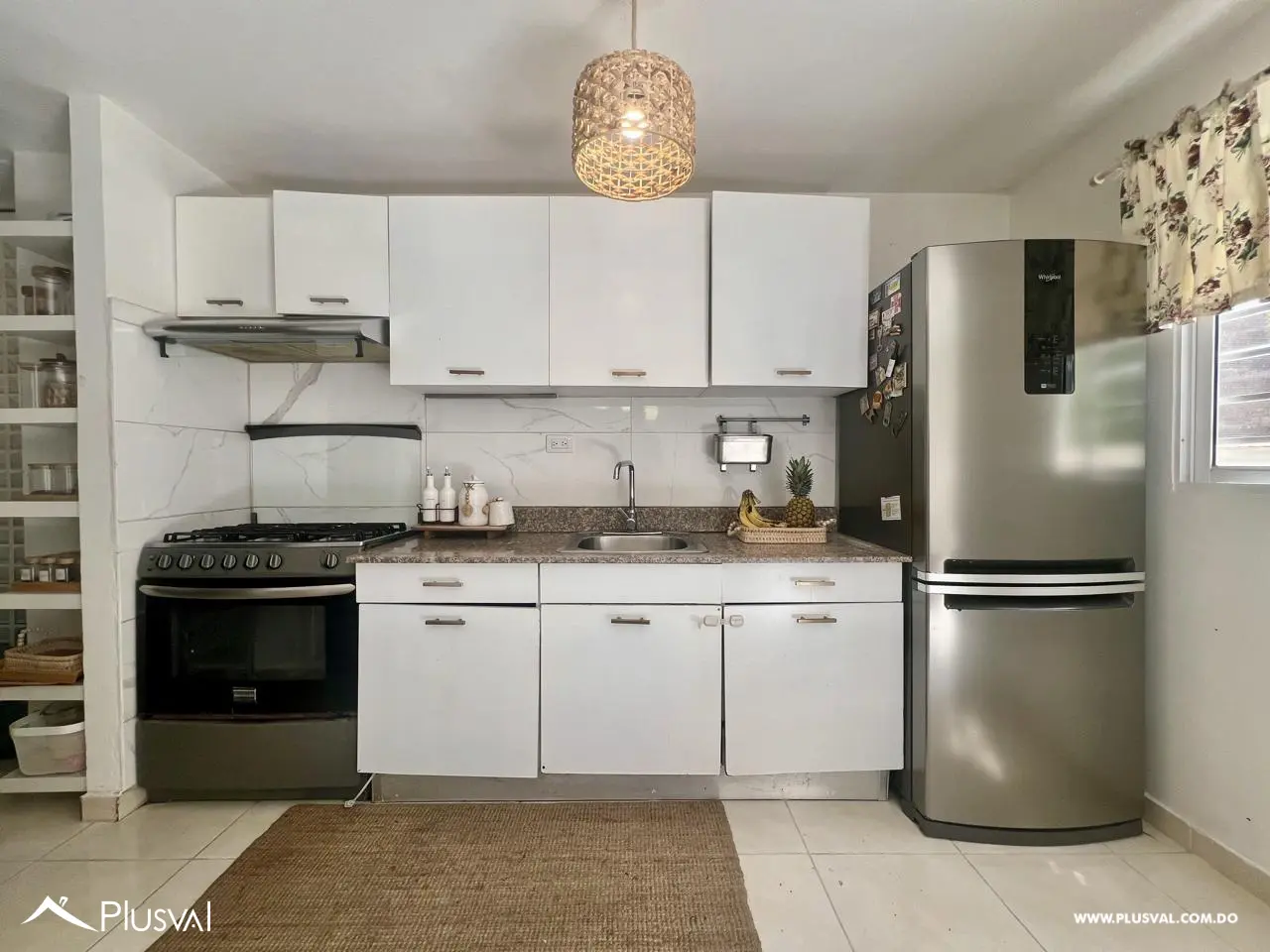 Casa dúplex en venta en Colinas del Viento con patio 526929