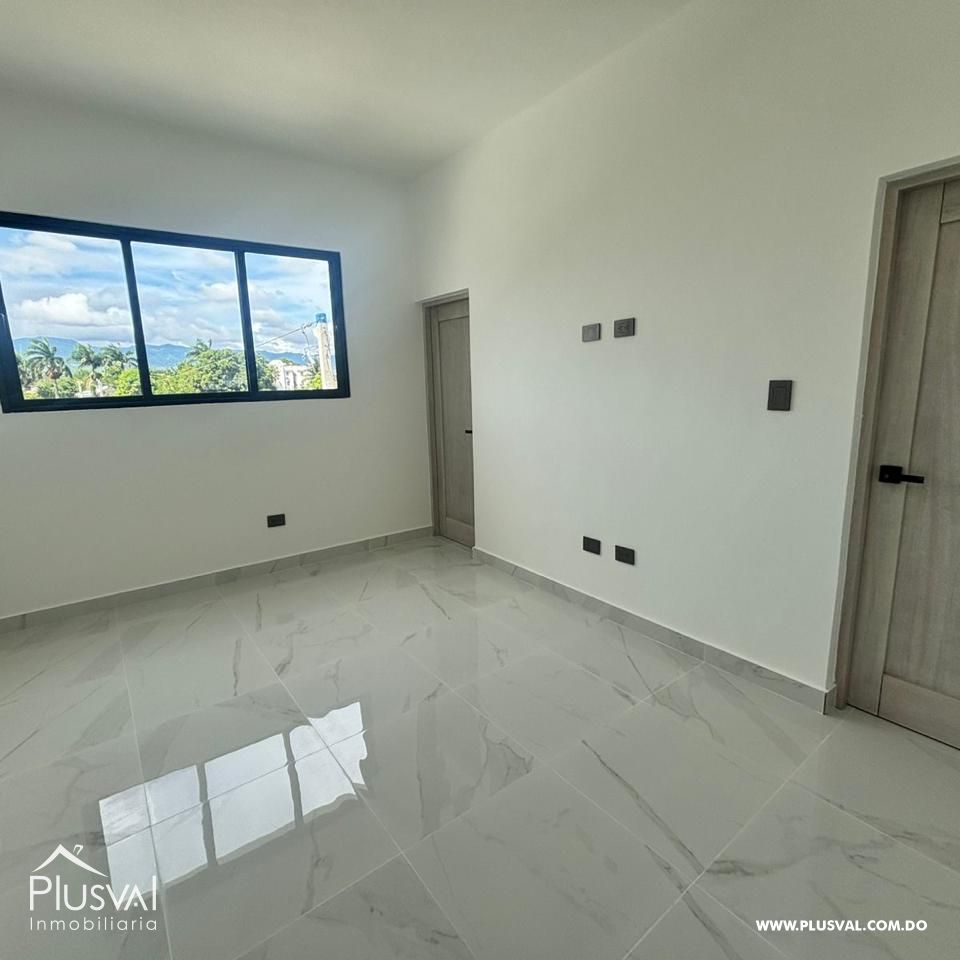 Apartamento en Venta con Estudio Privado 464619