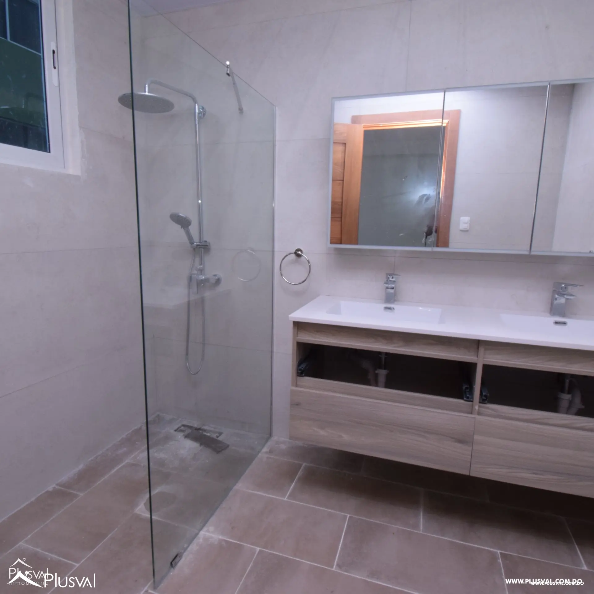 Lujosa Torre en Bella Vista, en la Av. Sarasota 499540