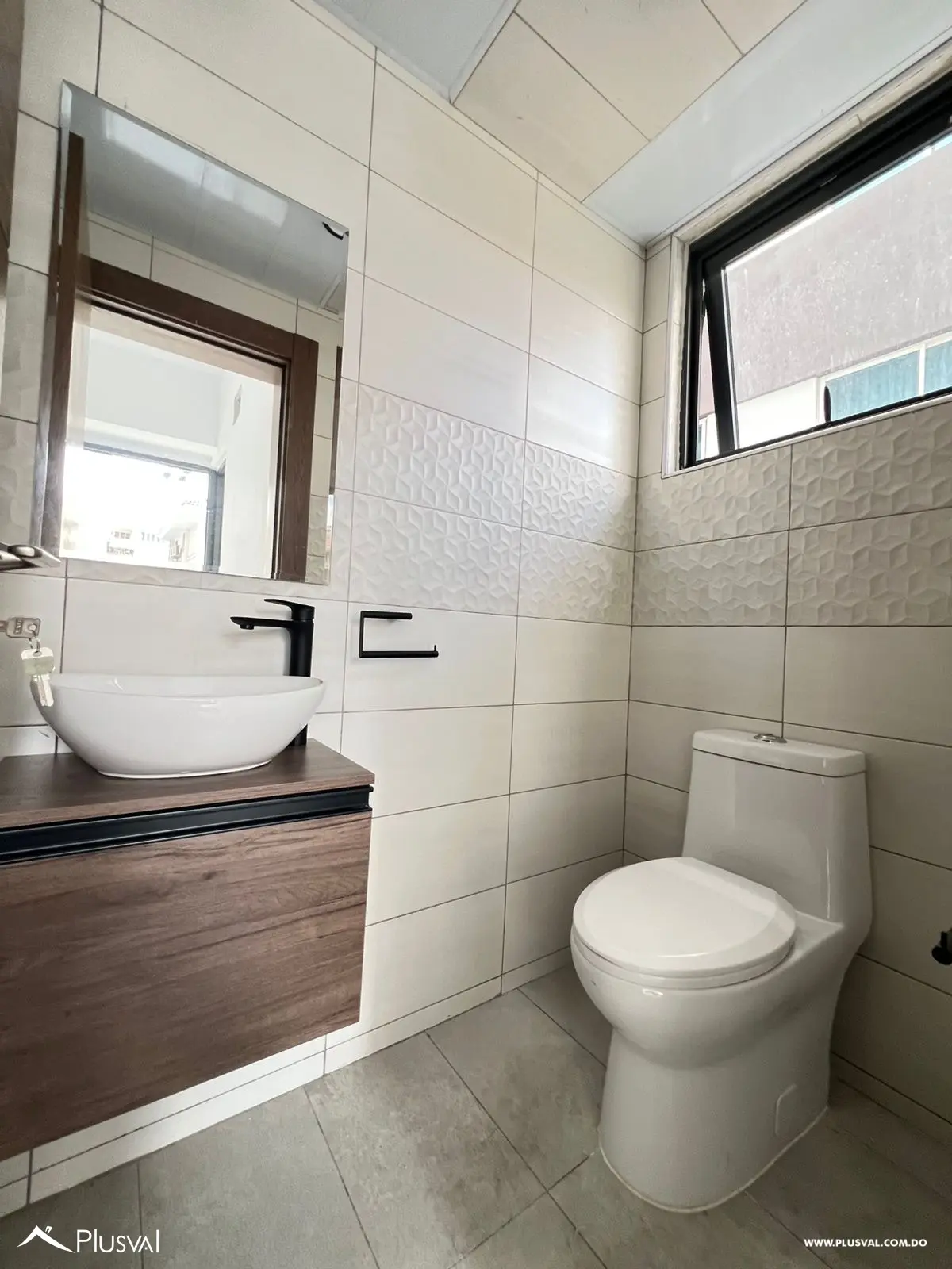 Apartamento con terraza en venta en Piantini 464940