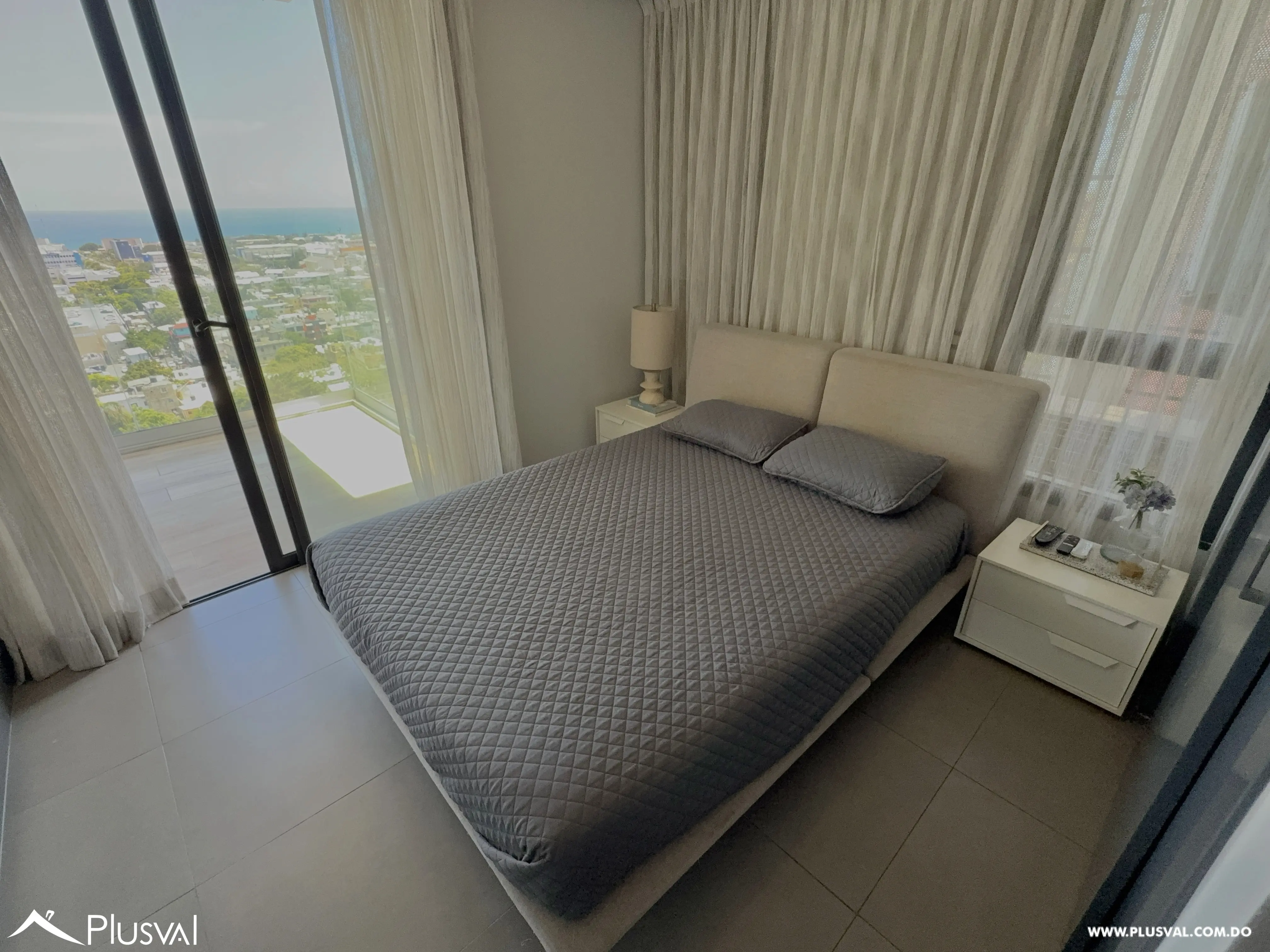 Apartamento Amueblado en Alquiler, Vista al Mar y el Parque en Bella Vista 530460