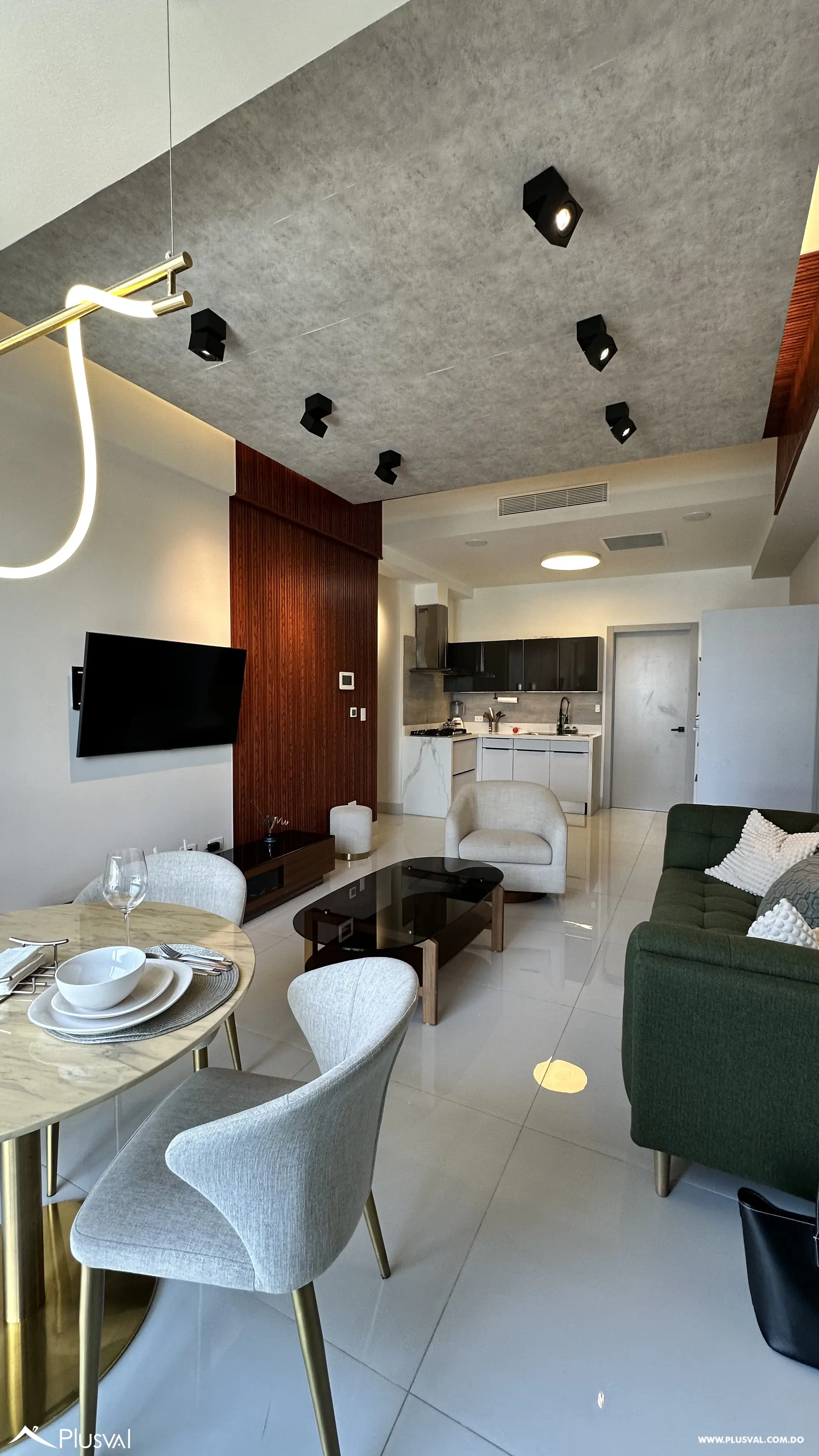 Apartamento en Renta Amueblado de 2 Habitaciones en Paraíso, Santo Domingo | Torre con Piscina, Gym y 2 Parqueos 513970