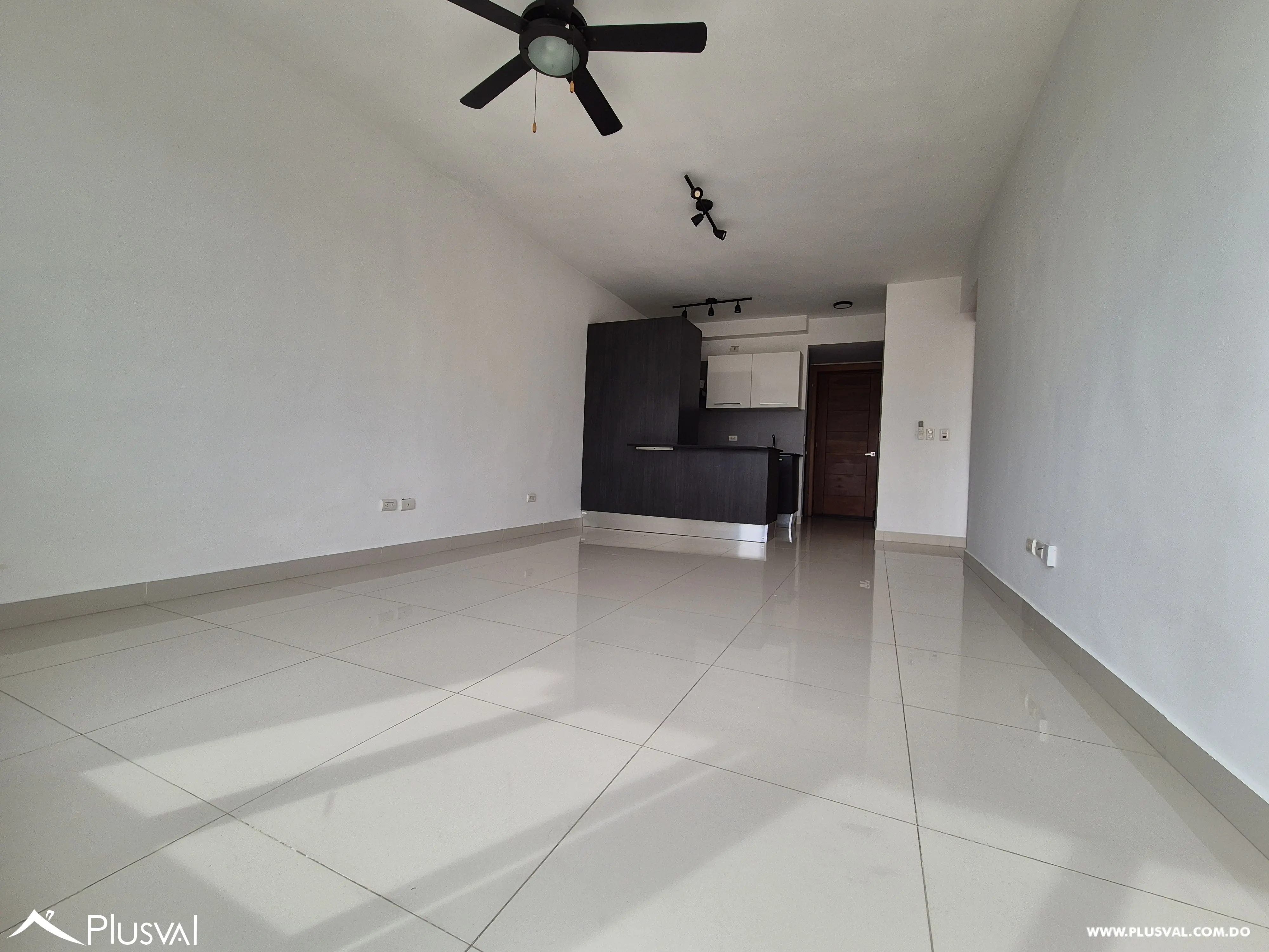 Apartamento en alquiler en Evaristo Morales 521670