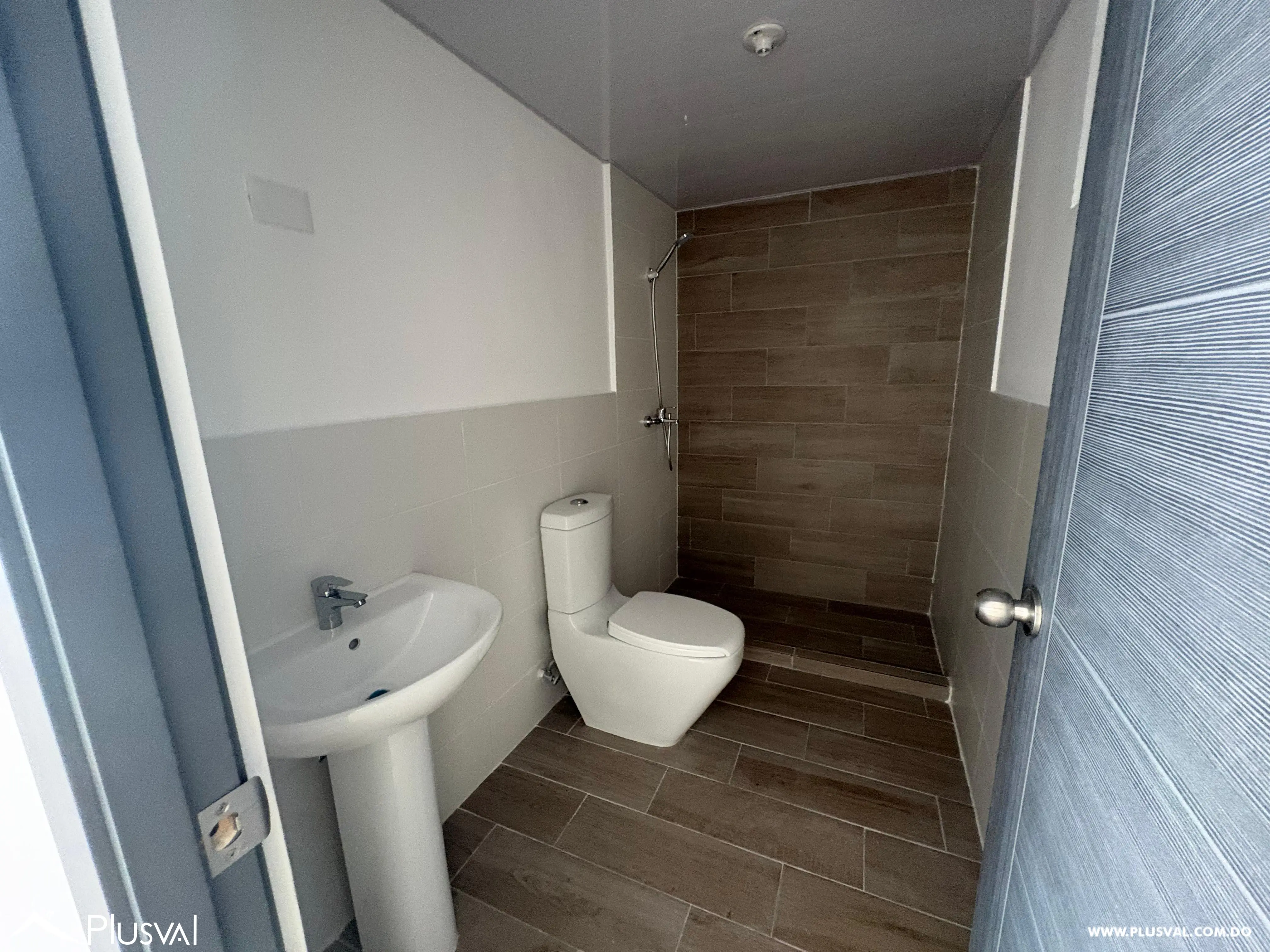 Apartamento en alquiler en Jardines III Bambú 306 – Verón 512557