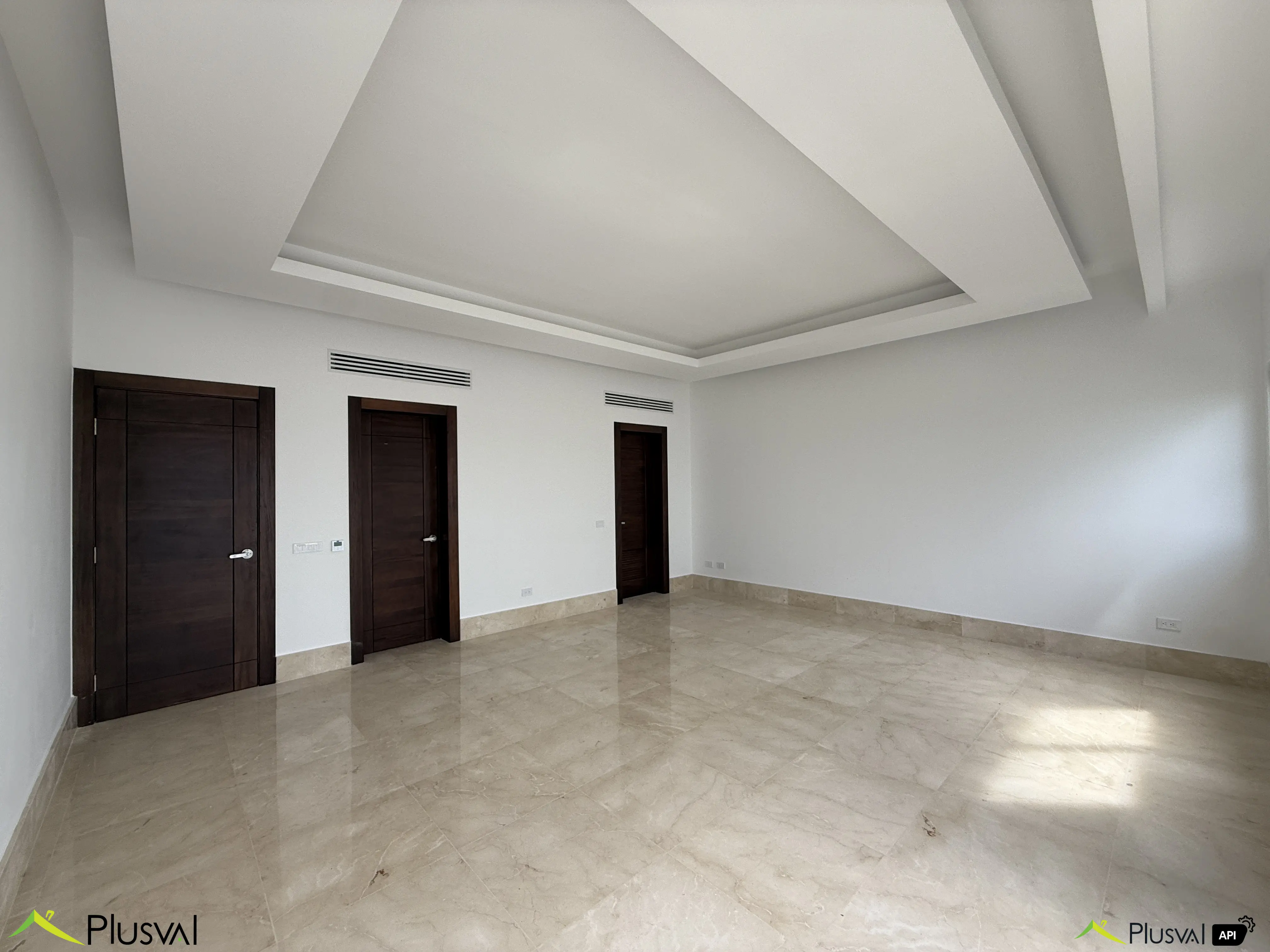 Apartamento de Lujo en Alquiler – 3 Habitaciones + Estudio con 4 Parqueos y Vista al Mar en la Ave. Anacaona 450086