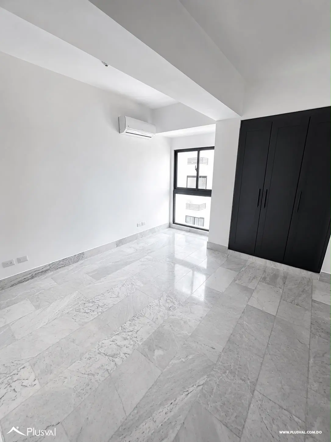 Apartamento en 6to Piso en Torre Céntrica con Excelente Ubicación y Vista a la Ciudad Corazón 518728