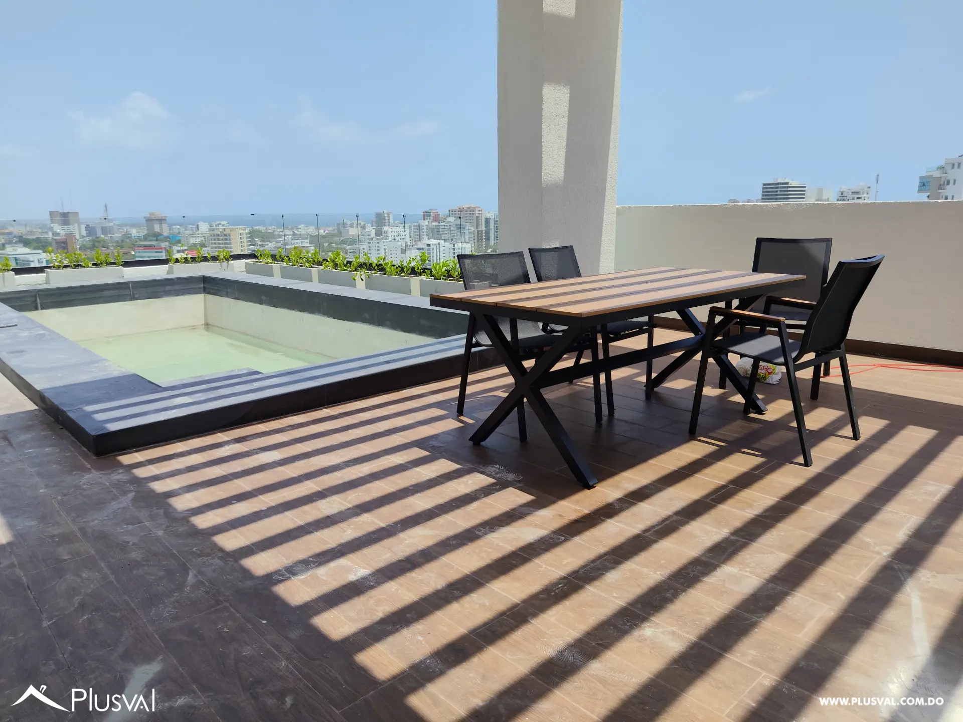 De Venta Apartamento Nuevo y moderno en el centro de Naco. 522532