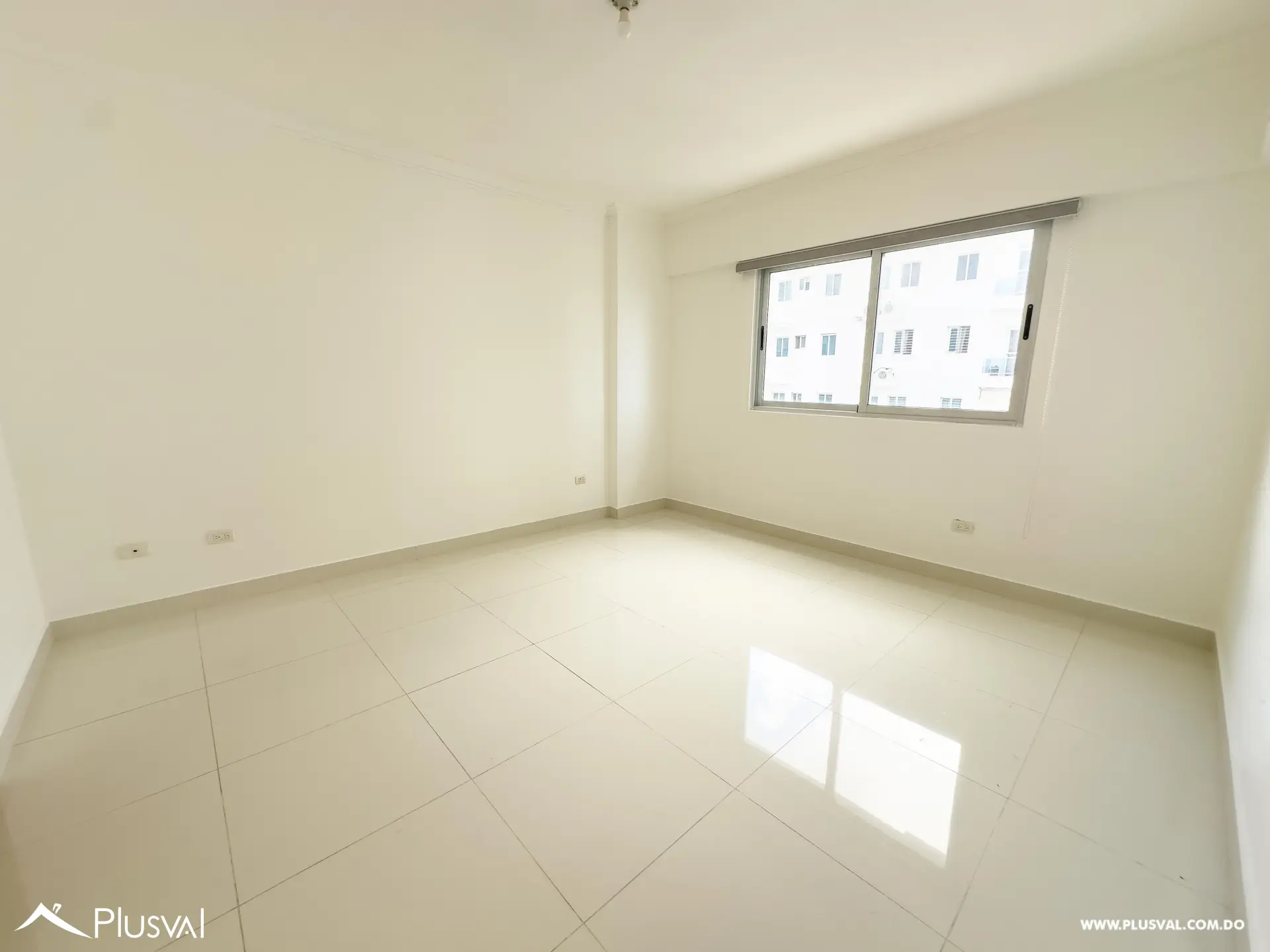 Apartamento en alquiler de 2 habitaciones con linea blanca 483542