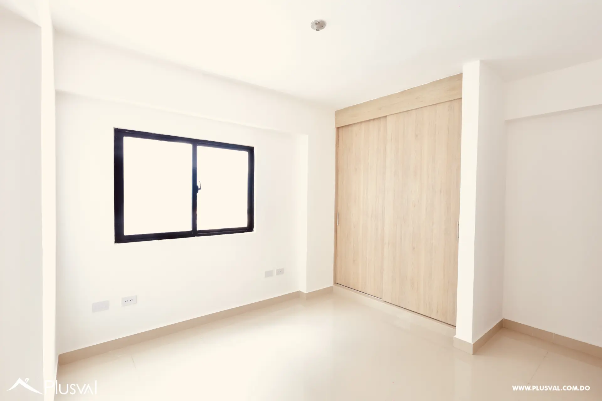 Descubre tu nuevo hogar en una exclusiva torre a pasos de la Av. Máximo Gómez. 471925
