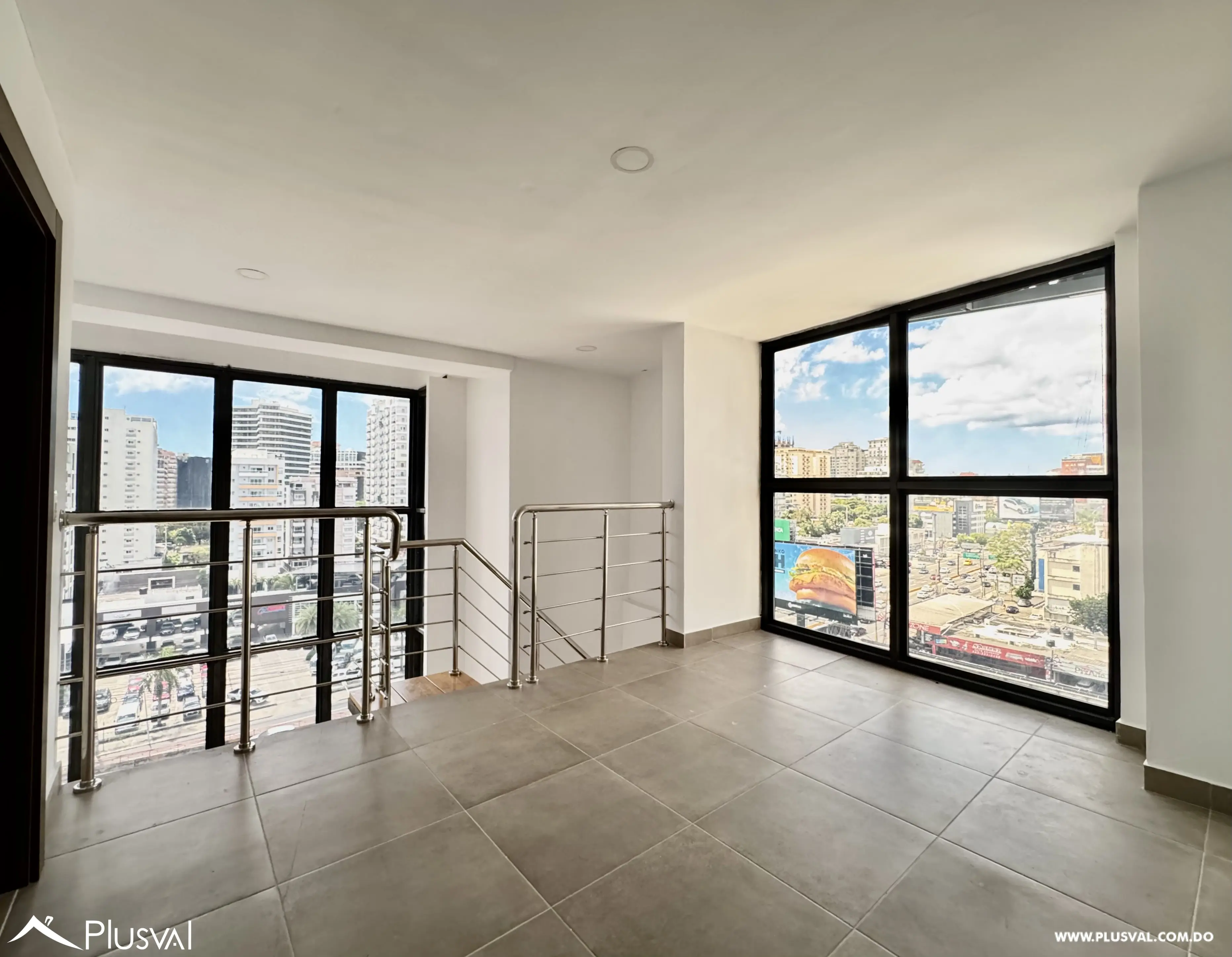 Vendo  Excelente Apartamento tipo Loft con Vista a Mar en  Naco 498376