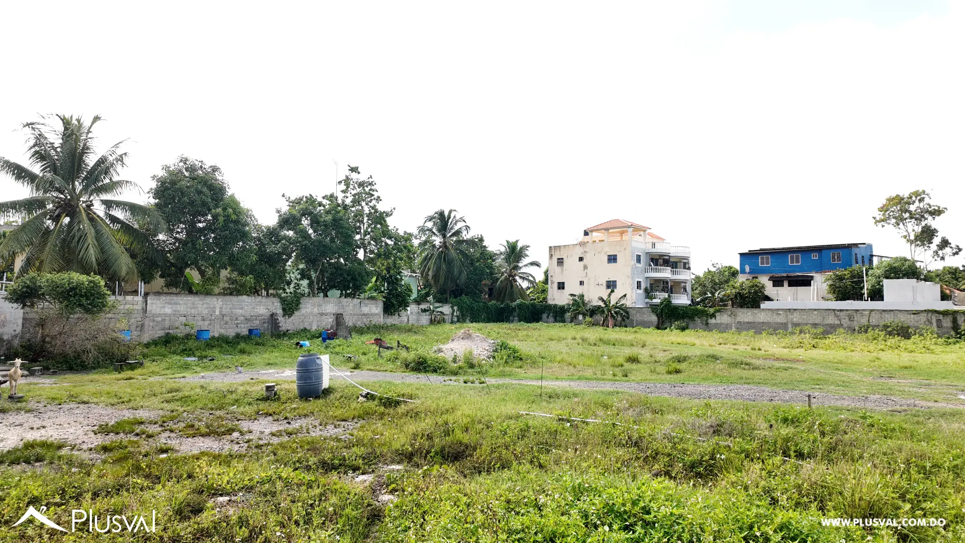 Solar para inversión en venta, ubicado en Santo Domingo Este. 523516