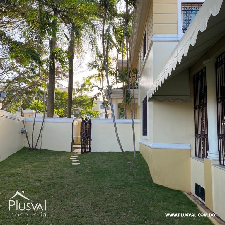 Casa  en las Praderas con excelente ubicación Próximo a la Nuñez de Cáceres 280036