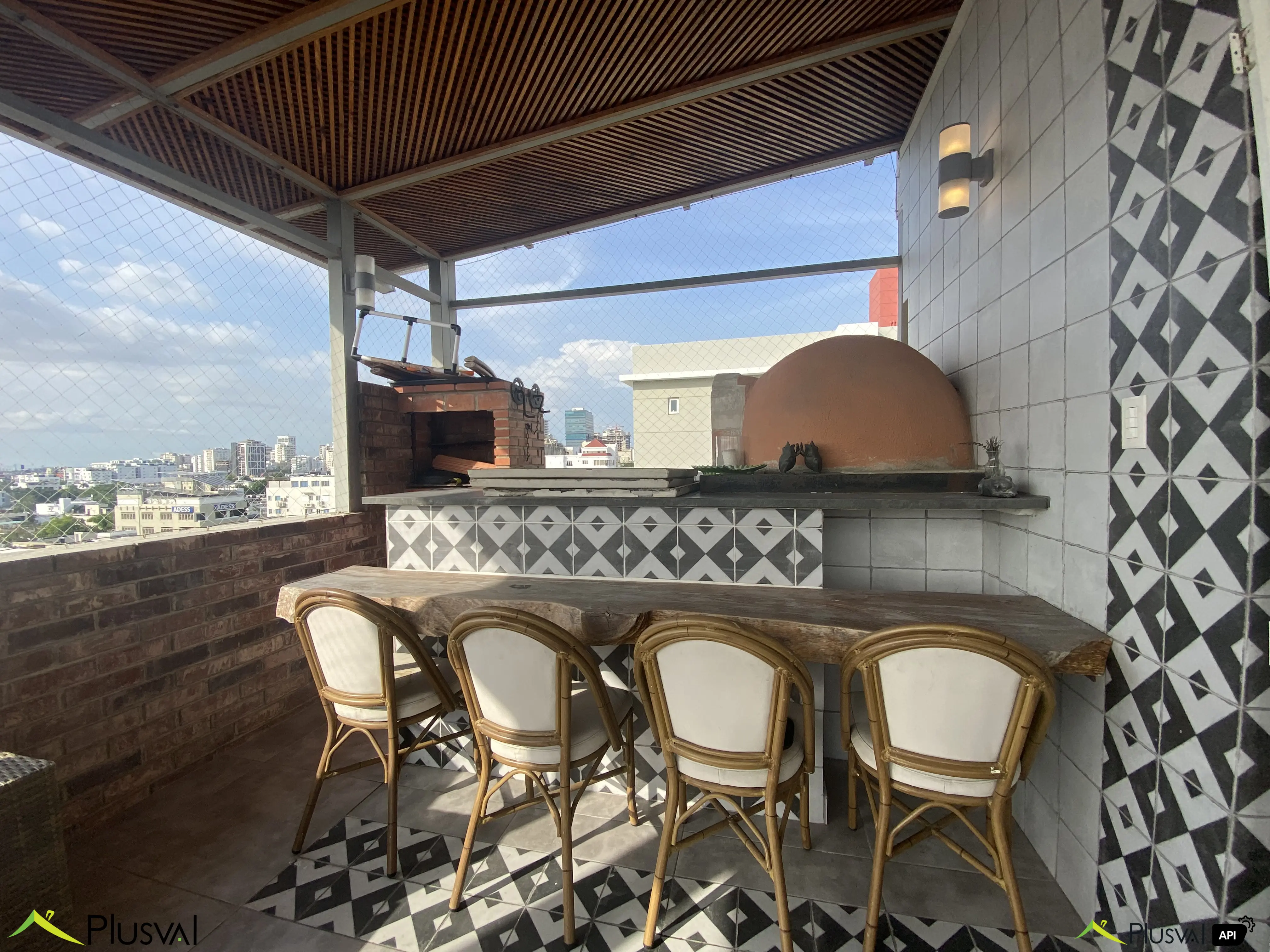 Vendo Excelente Apartamento Clásico en Evaristo Morales 450492
