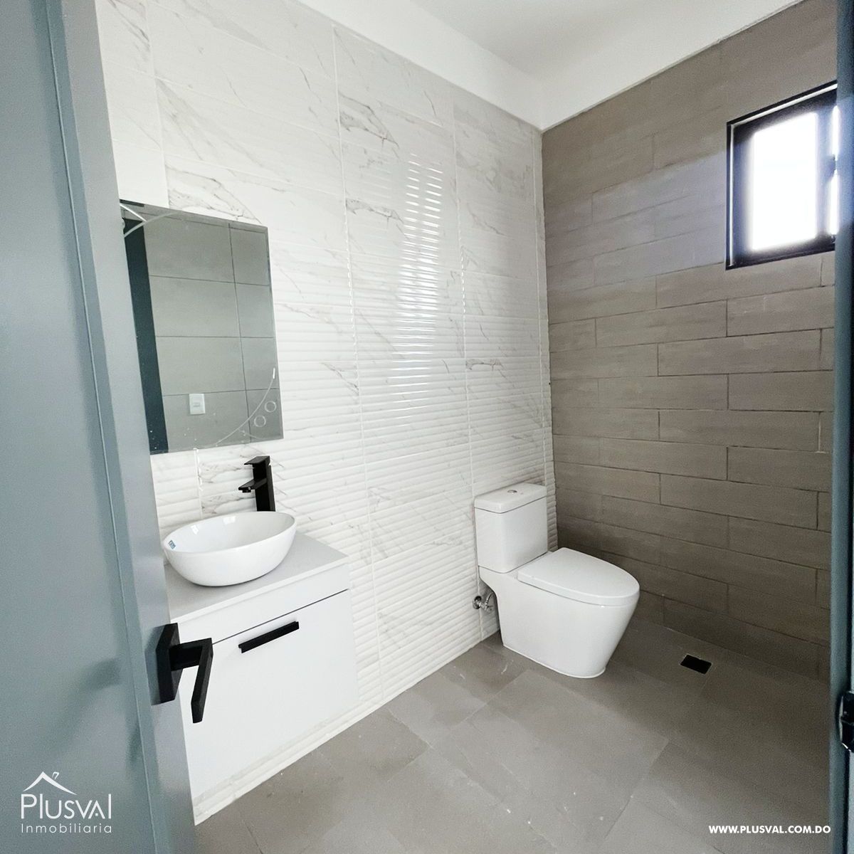 Penthouse Moderno con Terraza y Espacios Únicos en Los Álamos 405128