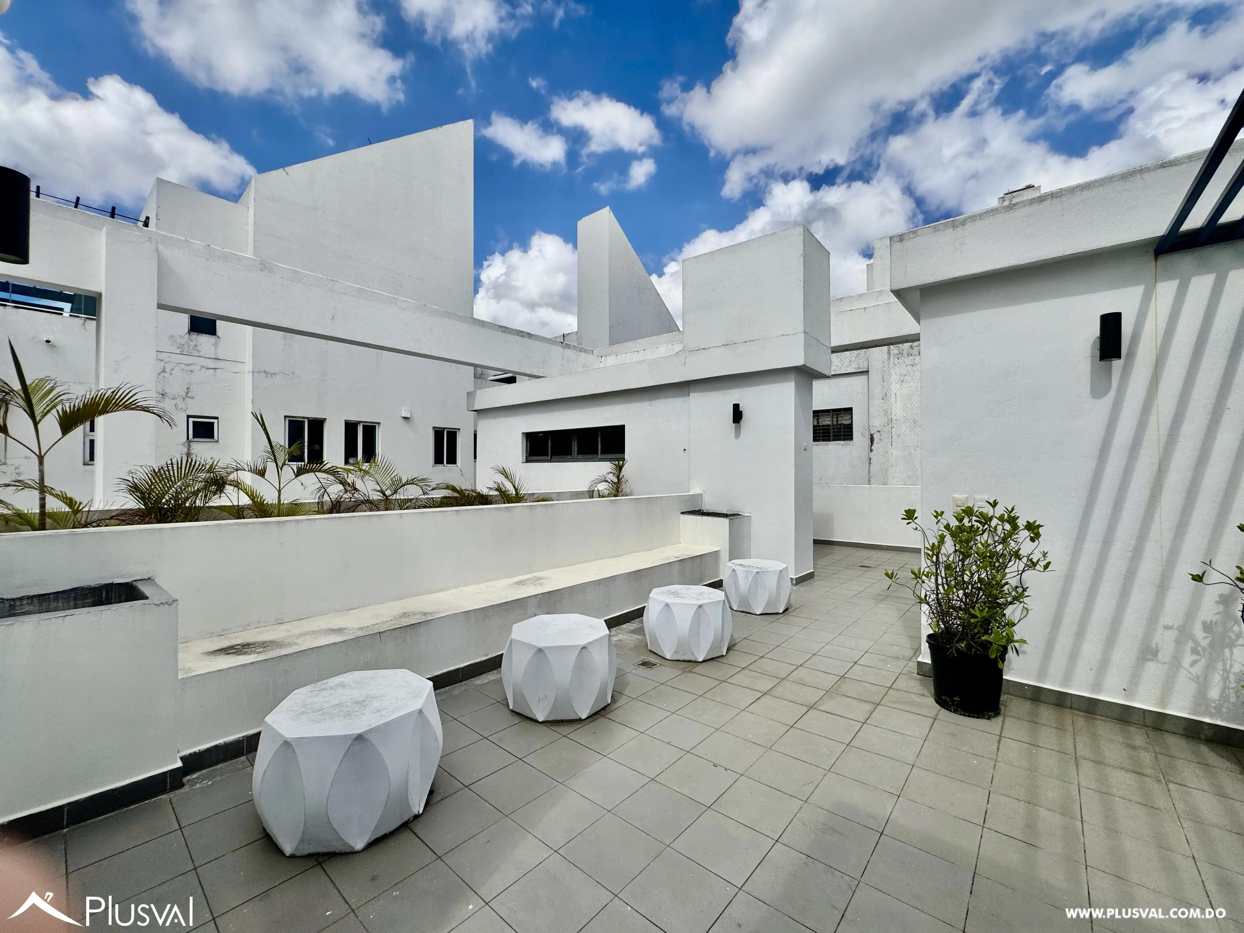 Alquilo Excelente Apartamento en el Corazón de Piantini 493599