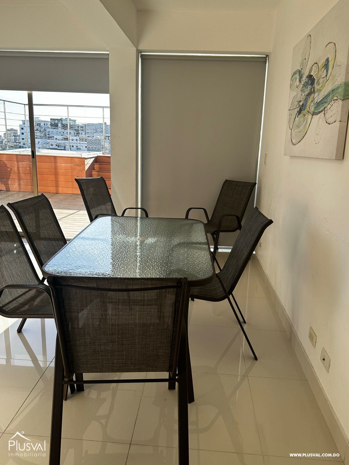 Residencia de lujo en Evaristo Morales. Amplio, privado y estratégicamente ubicado. 319295