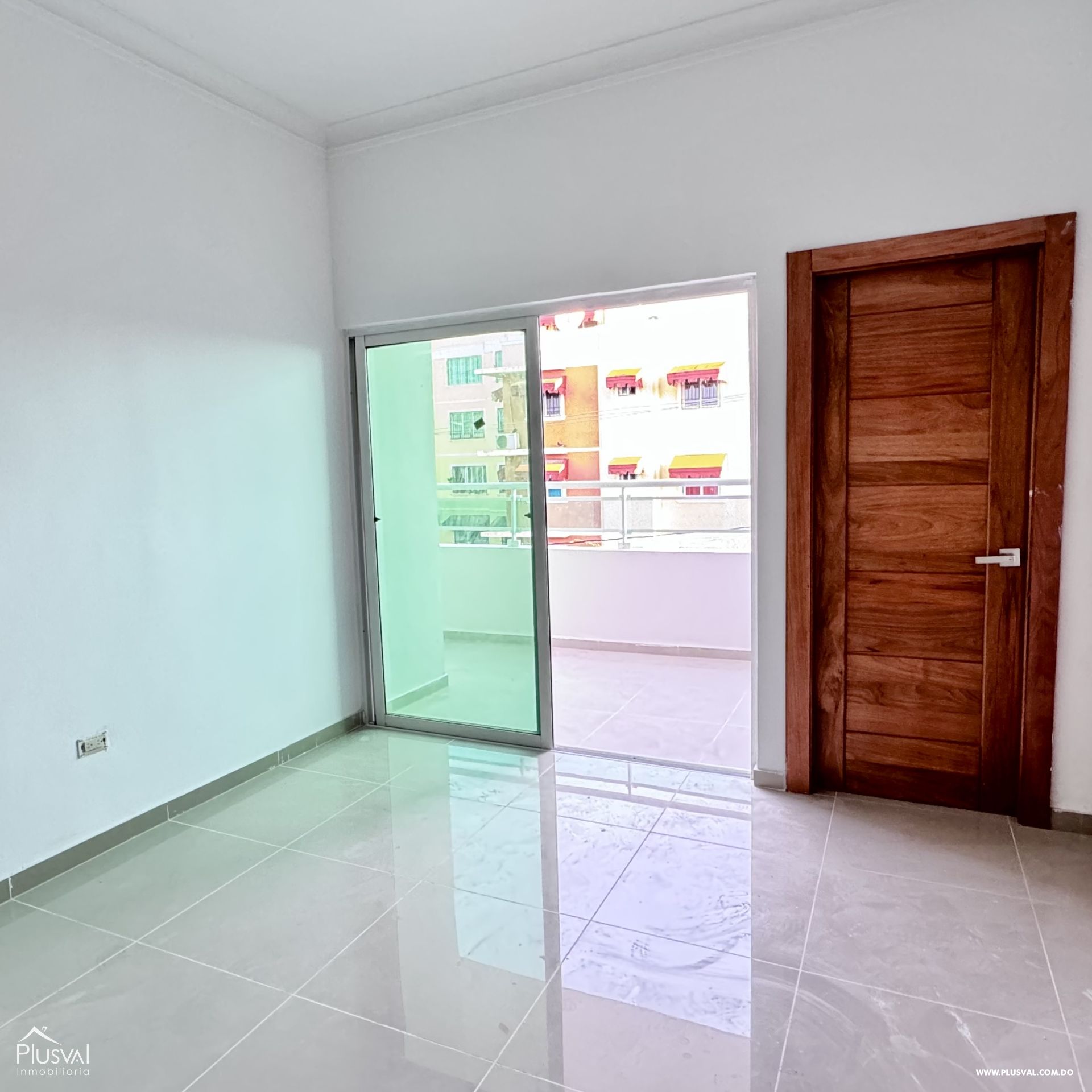 Apartamentos Amplio en Reparto los Tres Ojos 381207