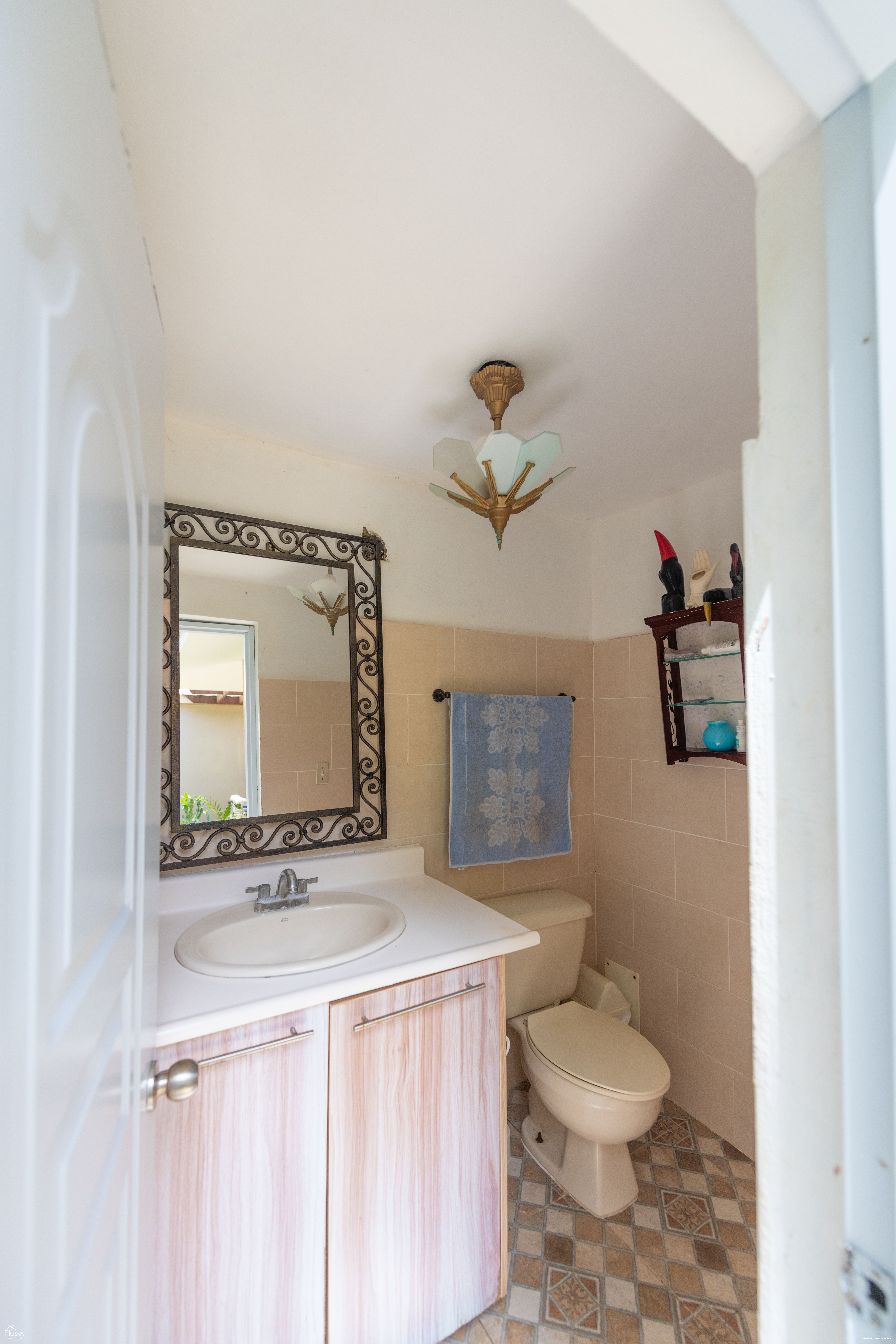 Villa en venta en metro Country Club con piscina privada y vista al campo de golf 456529