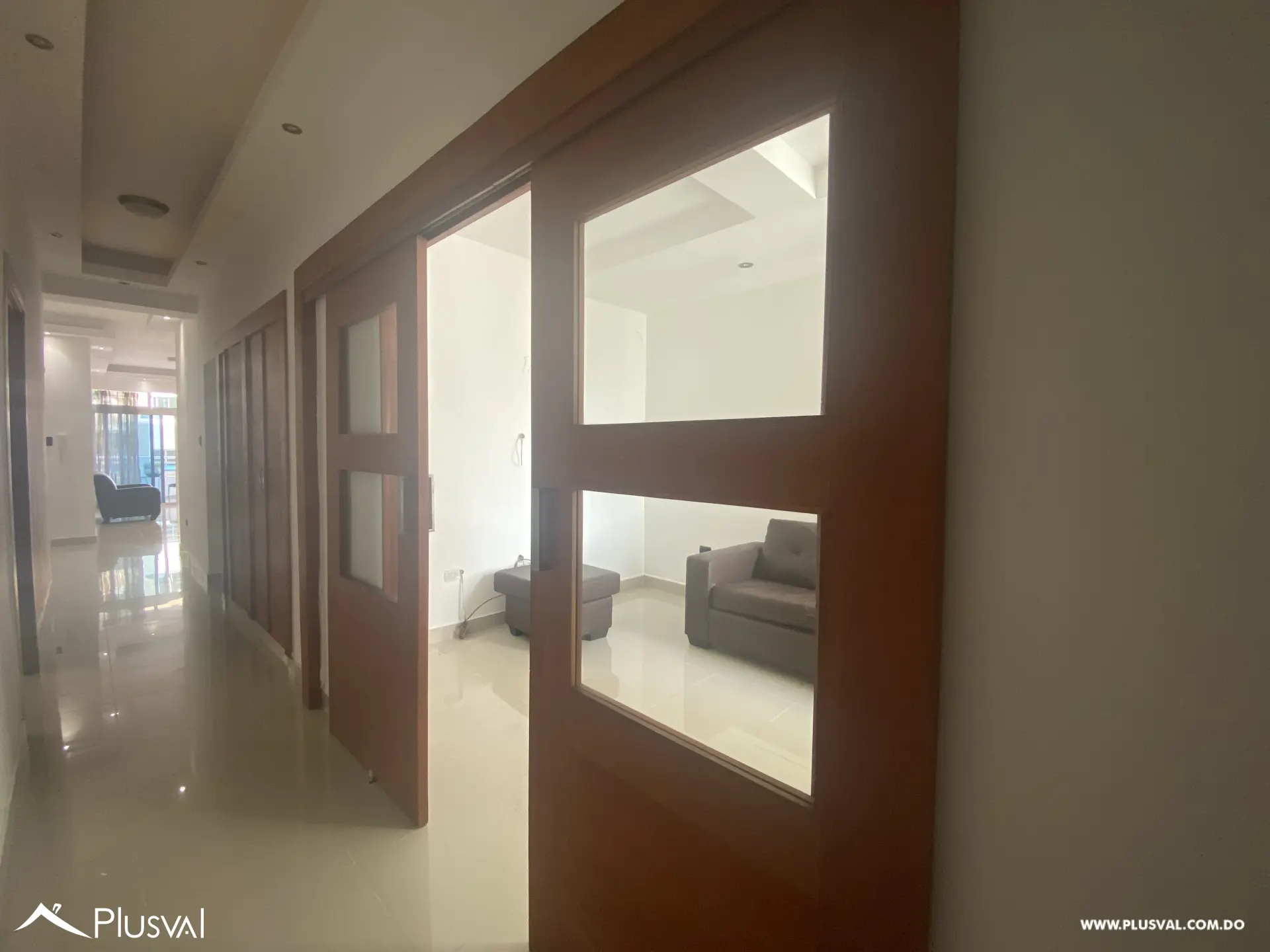 Alquilo Maravilloso y  Amplio  Apto en Bella Vista 453668