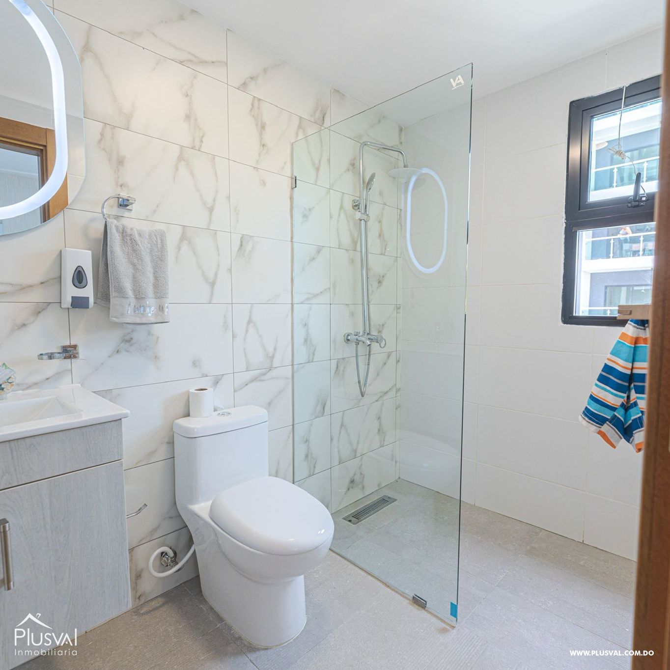 Exclusivo Apartamento Amueblado de 3 Habitaciones 244998