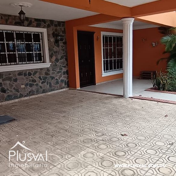Casa con un hermoso jardin excelente distribucion 365494