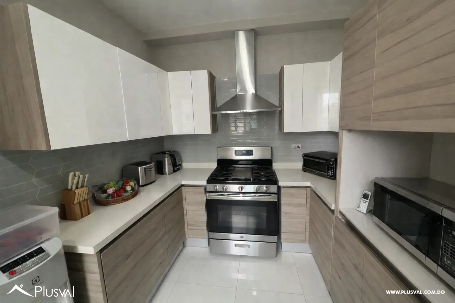 Lujoso apartamento de 3 habitaciones en el corazón de Naco 492721