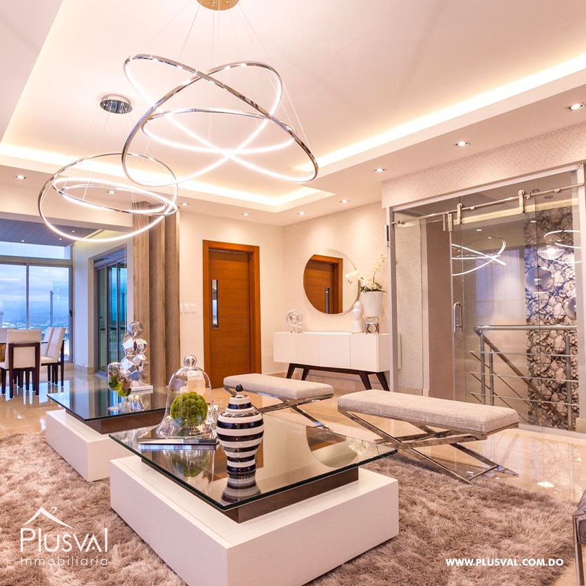 Amplio penthouse en la zona Exclusiva La Esmeralda 176199