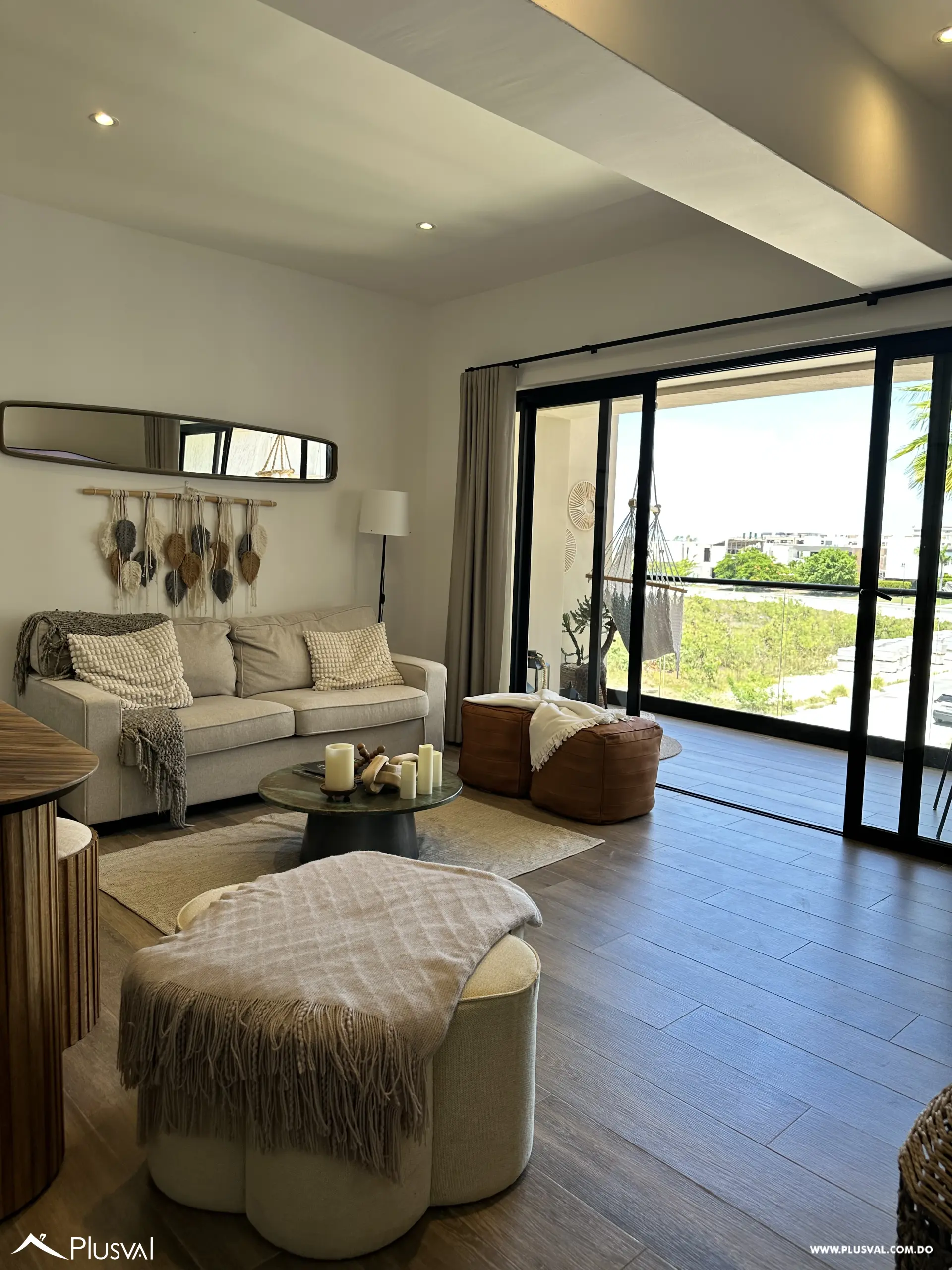 Se renta apartamento amueblado de 1 habitación en Cap Cana 525966