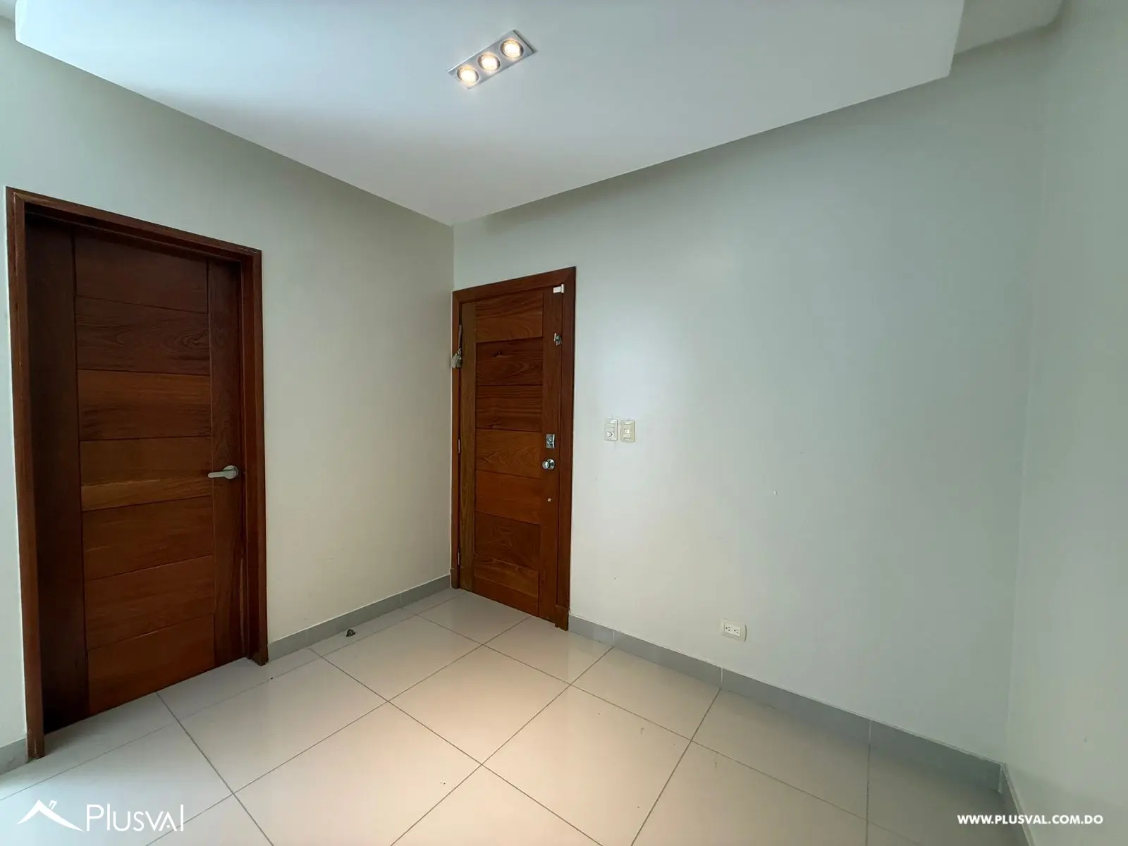 Moderno apartamento en venta en Evaristo 461907