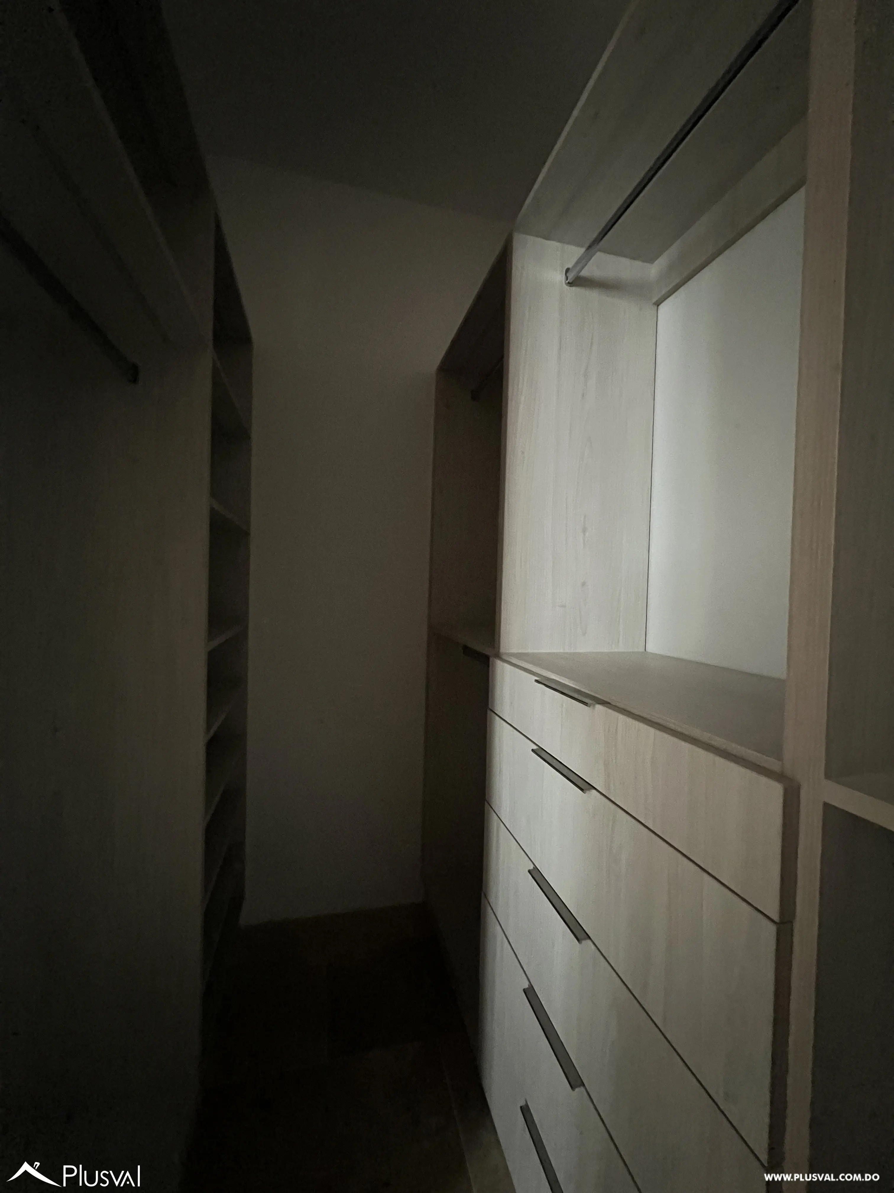 Exclusivo apartamento en alquiler en los Cacicazgos 478035