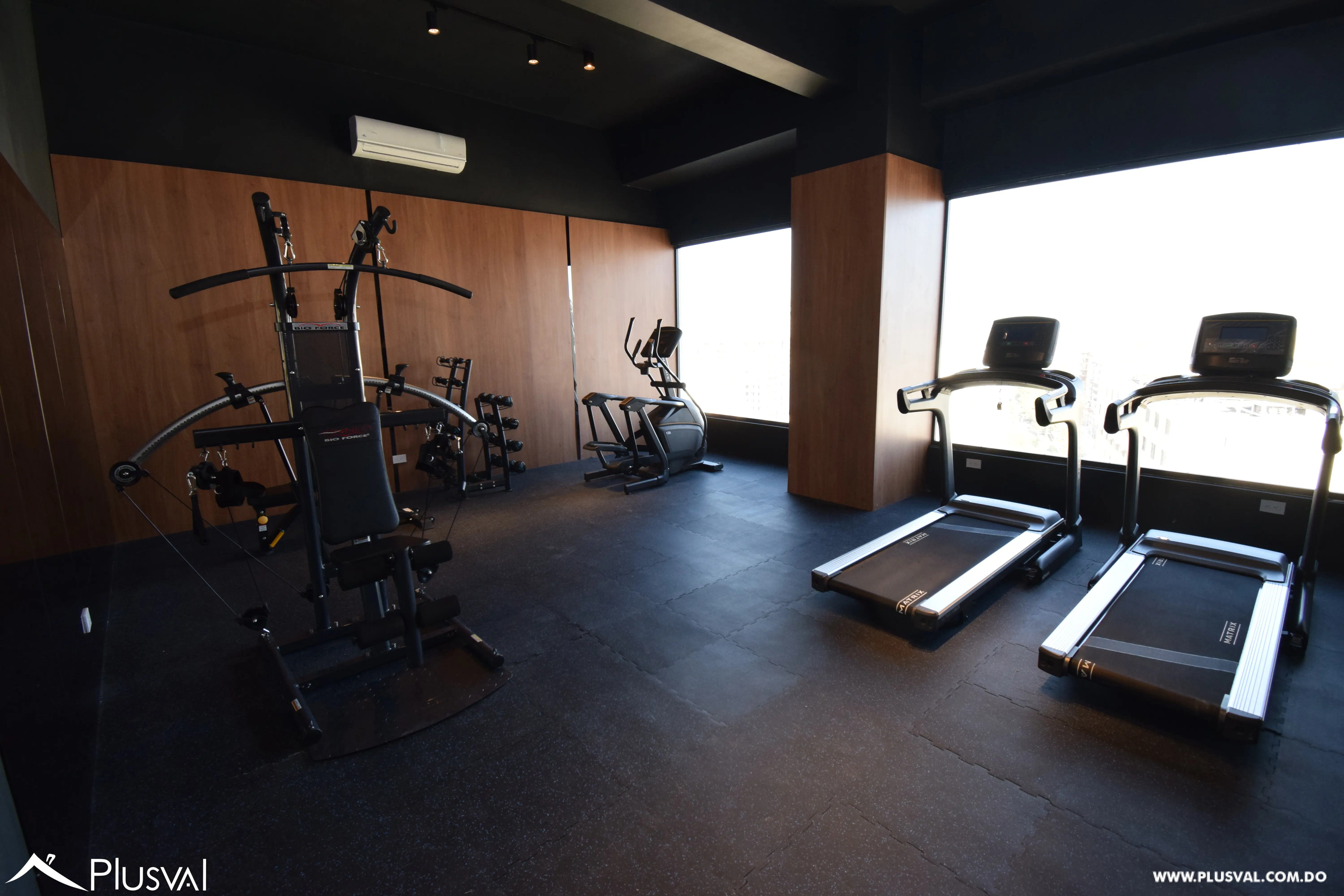 Apartamento  en alquiler vacio con muy buena distribución. 470574