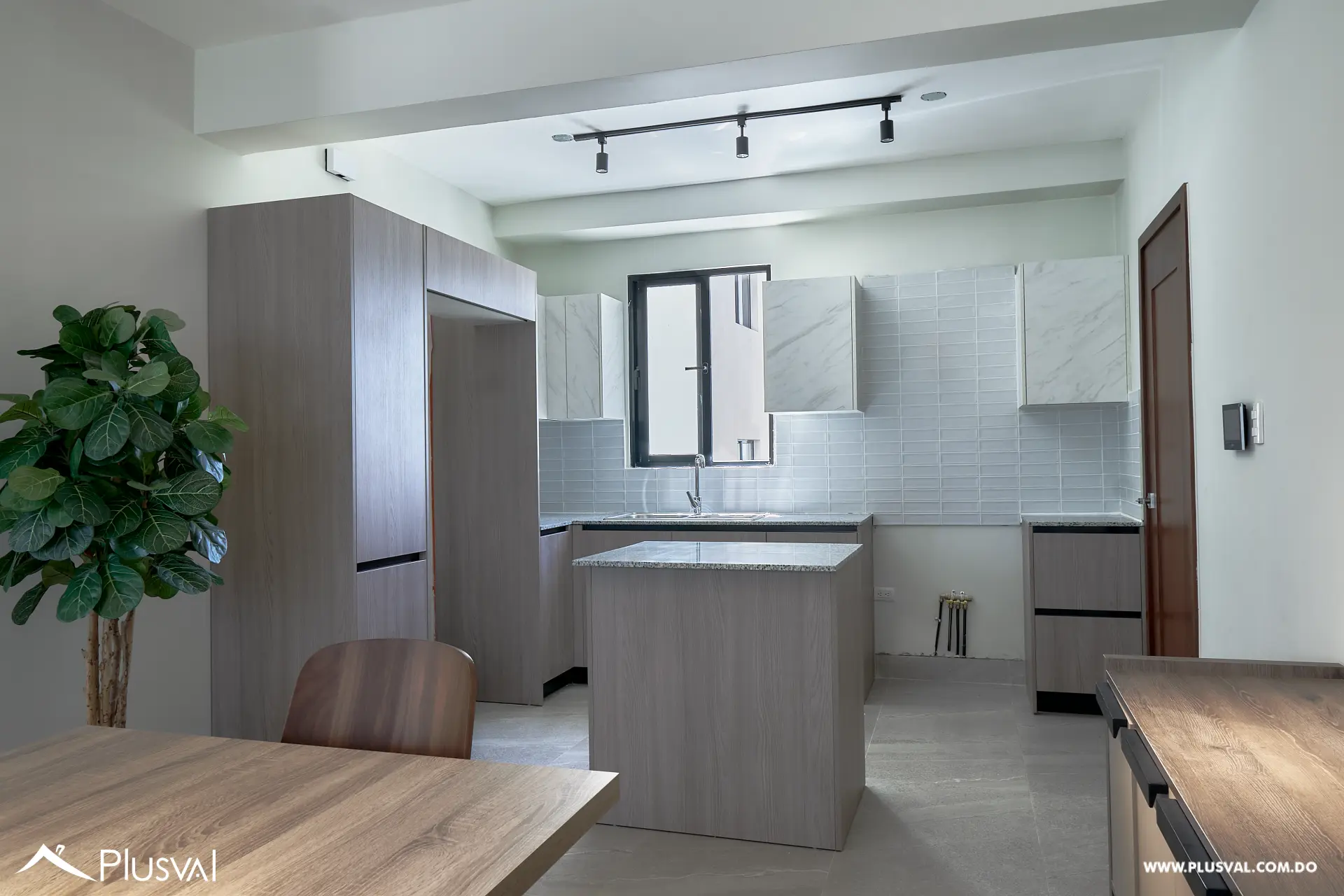 Apartamento nuevo en venta en Santiago próximo al HOMS | 3 habitaciones | 127 m² | Ascensor | 2 parqueos | Listo para vivir o invertir 464471
